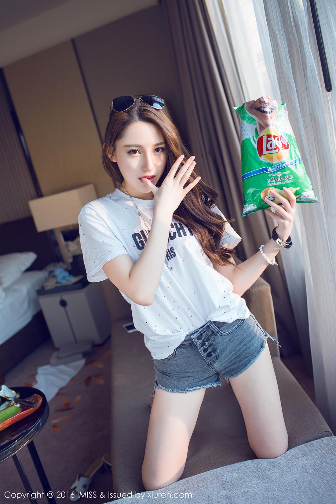 [IMISS爱蜜社]IMS20160419VOL0080 2016.04.19 VOL.080 刘奕宁Lynn 预览图 - 2