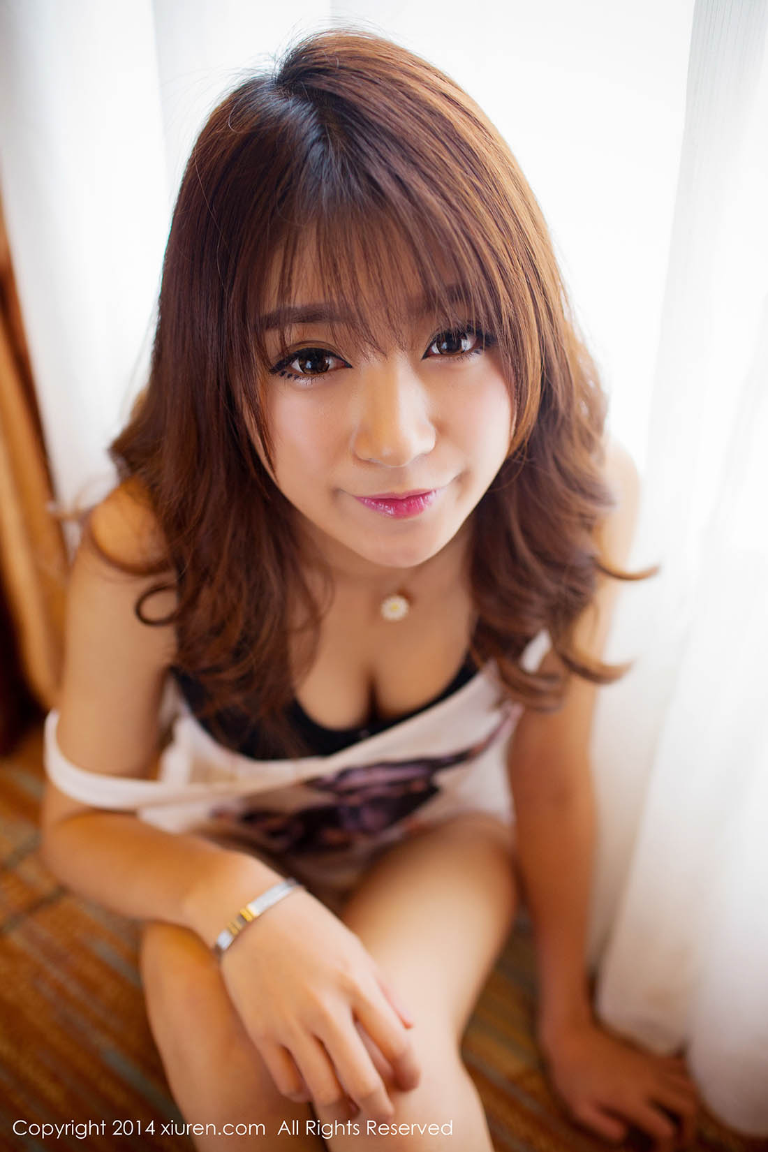 [Xiuren秀人网]XR20140319N00115 2014.03.19 雯大王susie 预览图 - 2