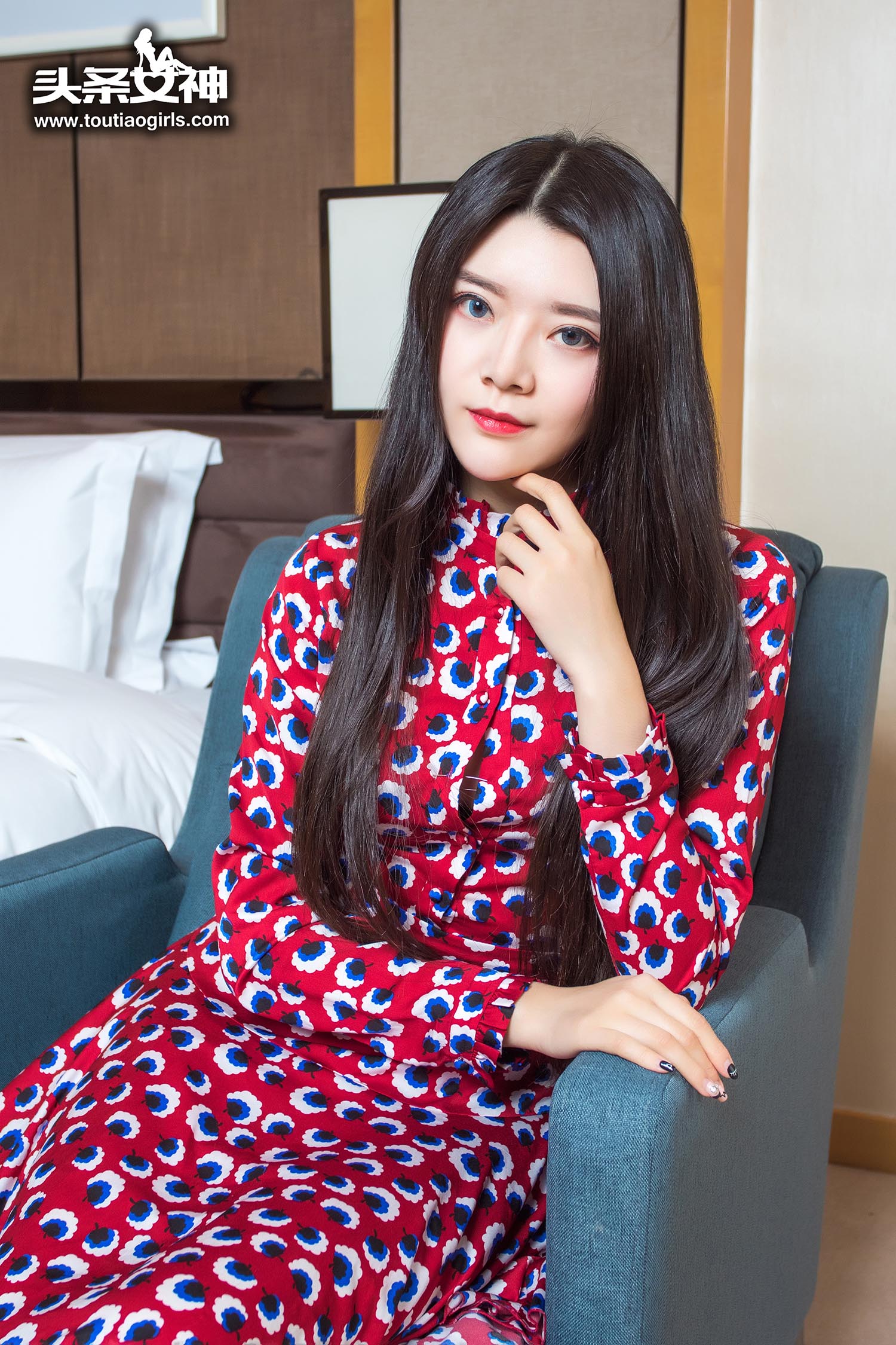 [TouTiao头条女神]2017.01.02 林蕾 黑网连体 敏感仙子