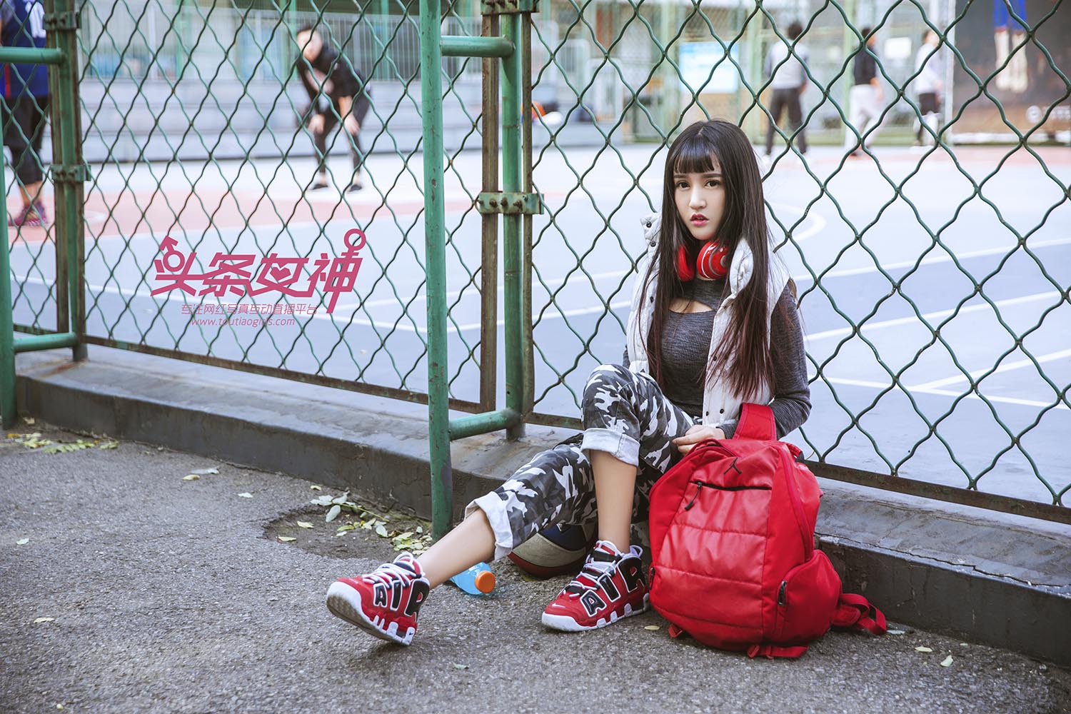 [TouTiao头条女神]2017.11.03 大晗 你的女友