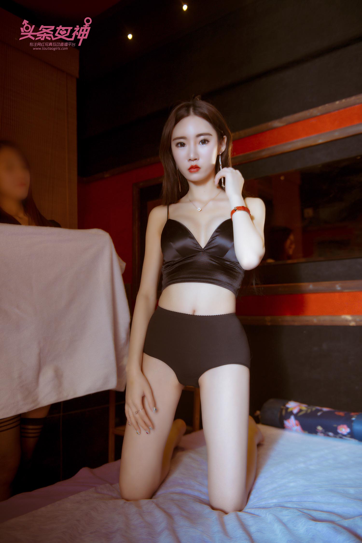 [TouTiao头条女神]2018.05.07 猫咪 女神探店