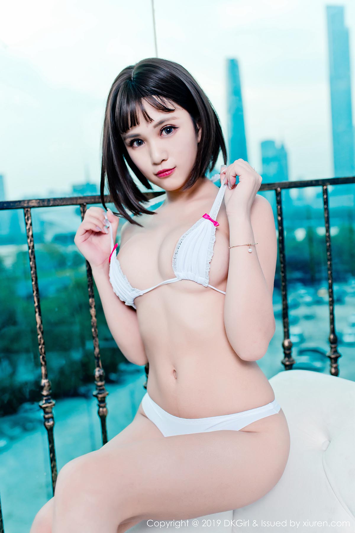 [DKGirl御女郎]DK20190426VOL0100 2019.04.26 VOL.100 美乳翘臀秀腿魅惑呈现 萌宝儿BoA 预览图 - 4