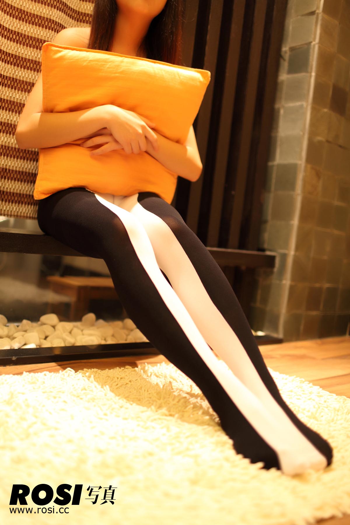 [ROSI写真]2011.07.15 NO.062 预览图 - 2