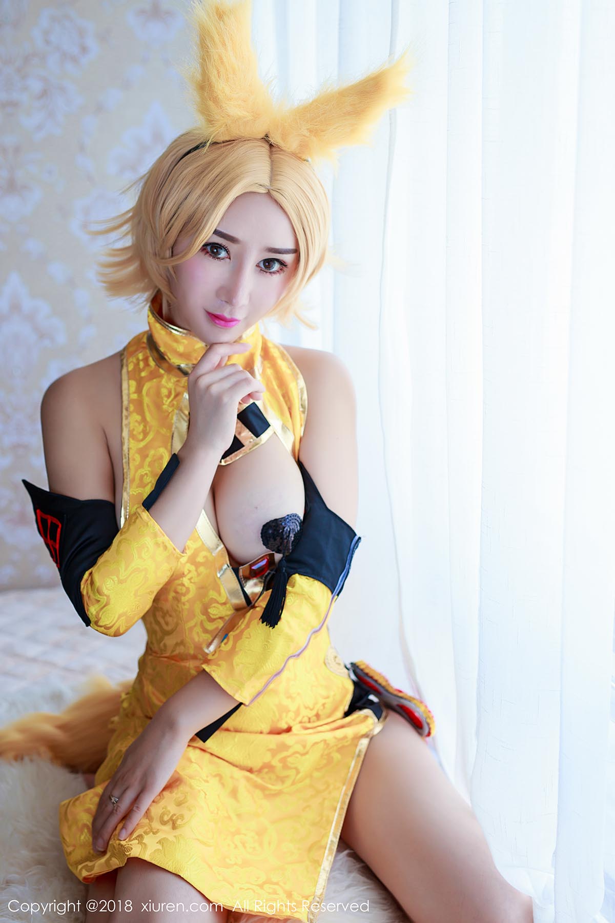 [Xiuren秀人网]XR20180223N00937 2018.02.23 NO.937 邹晶晶女王 预览图 - 4