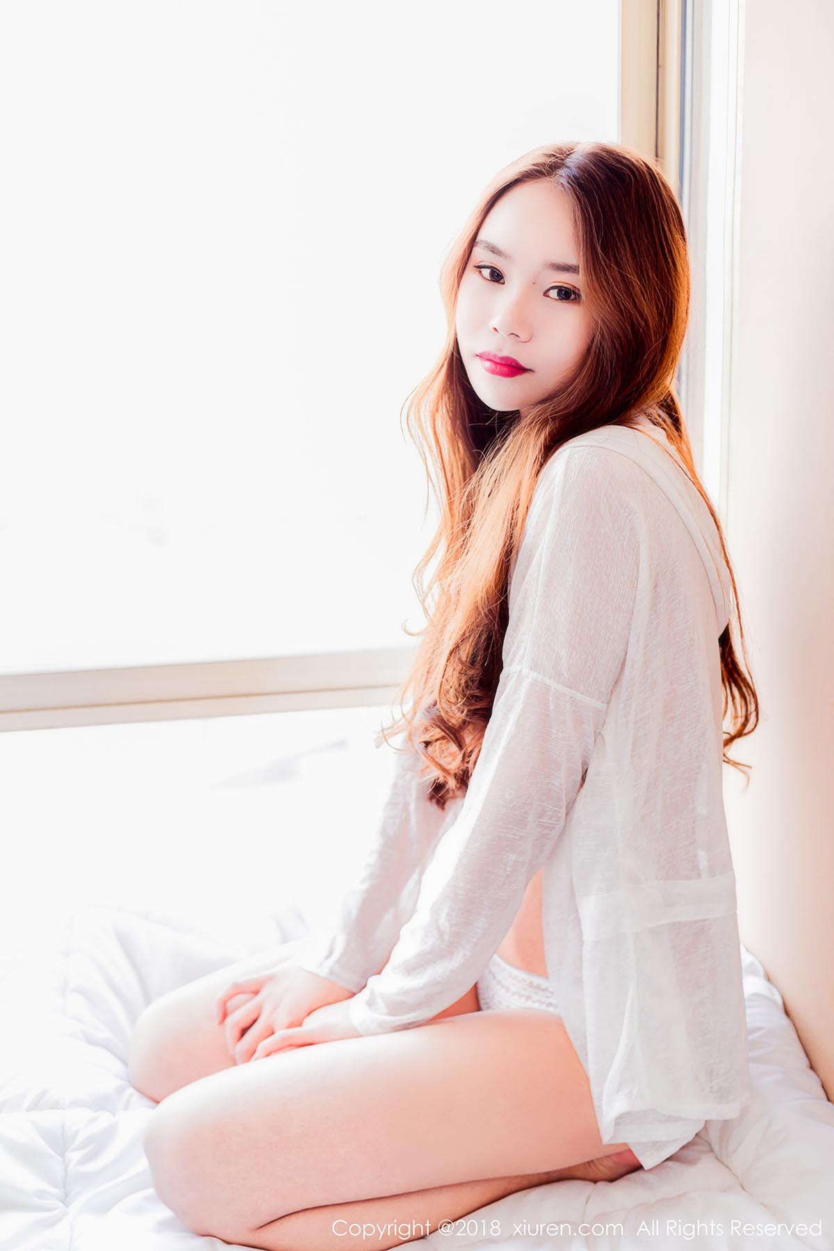 [Xiuren秀人网]XR20180408N00972 2018.04.08 NO.972 小曼Miki 预览图 - 2