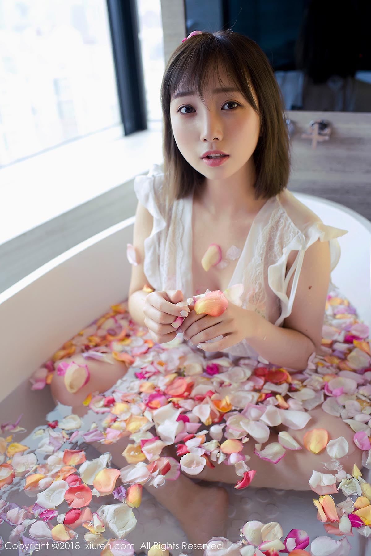 [Xiuren秀人网]XR20180416N00981 2018.04.16 NO.981 枝恩