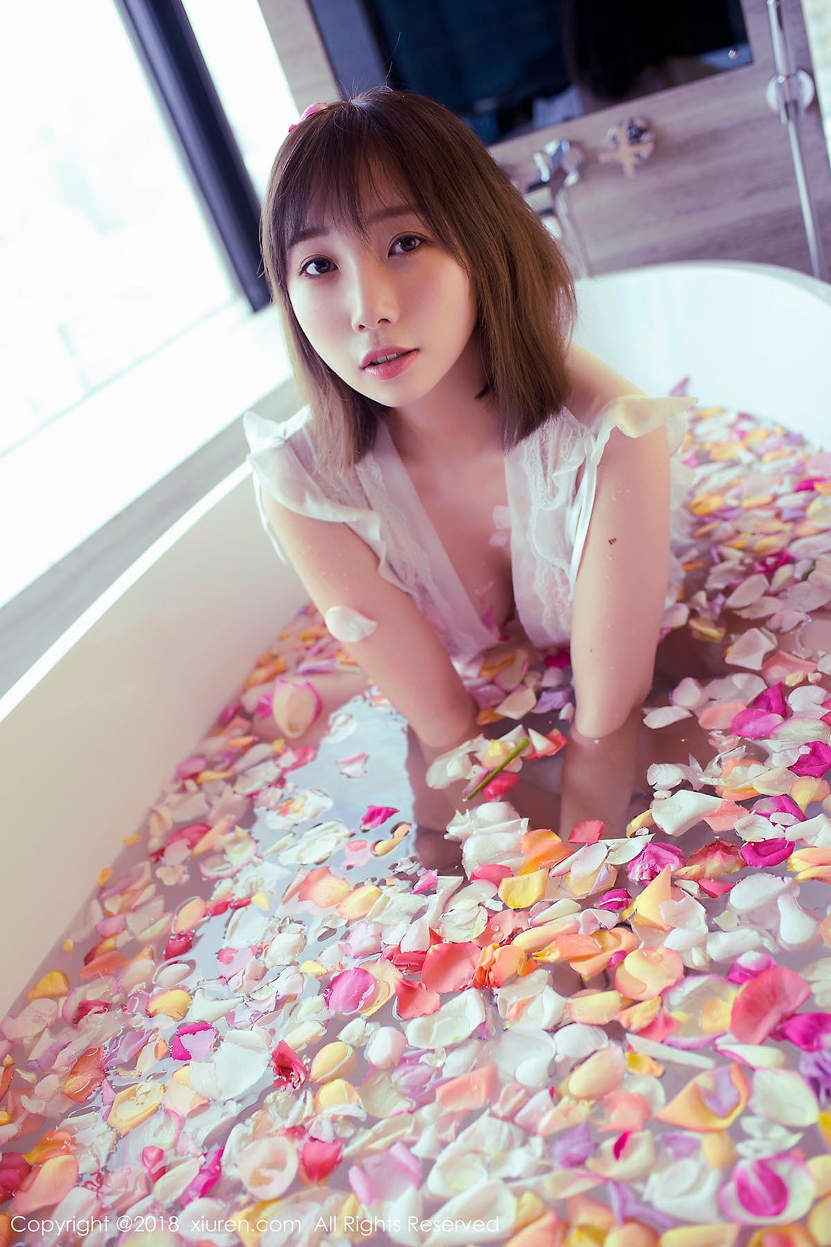 [Xiuren秀人网]XR20180416N00981 2018.04.16 NO.981 枝恩 预览图 - 5