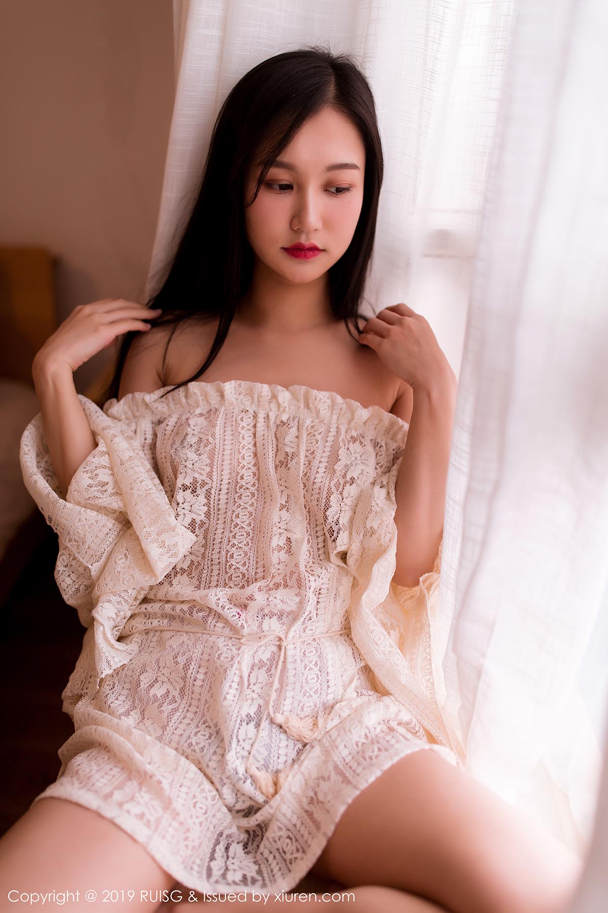 [RUISG瑞丝馆]RSG20190619VOL0066 2019.06.19 VOL.066 深紫Julie 预览图 - 2