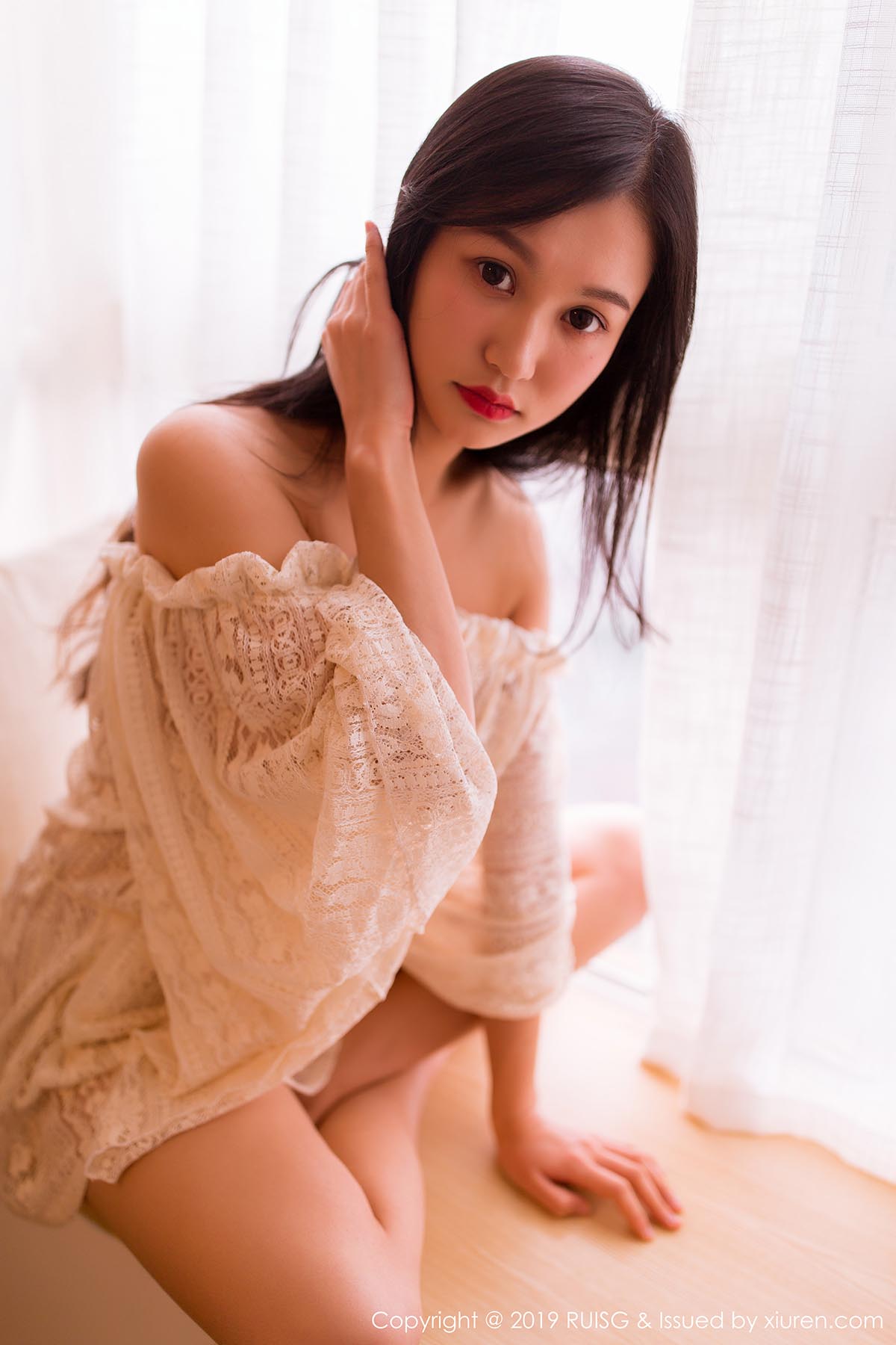 [RUISG瑞丝馆]RSG20190619VOL0066 2019.06.19 VOL.066 深紫Julie 预览图 - 4