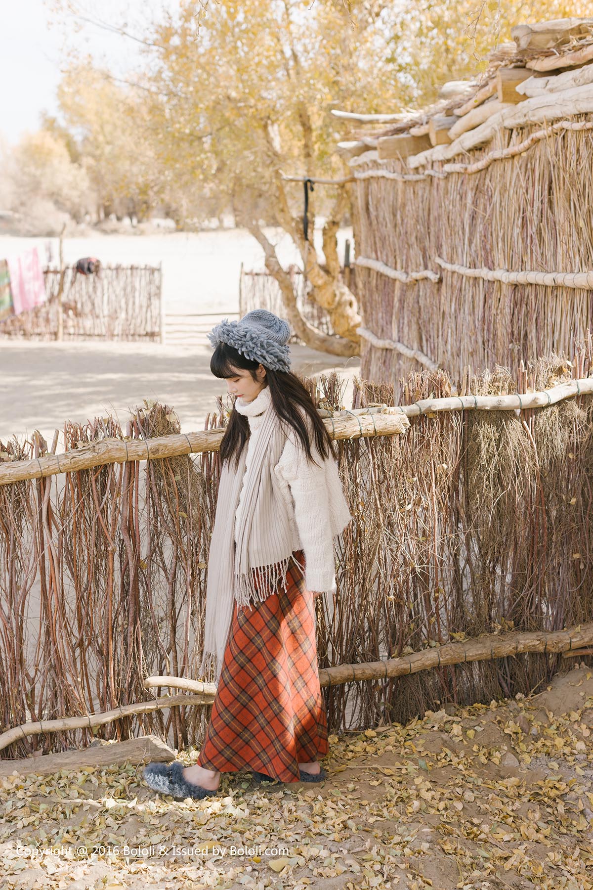 [Kimoe激萌文化]2016.12.29 KIM013 秋画之应 沙漠旅拍