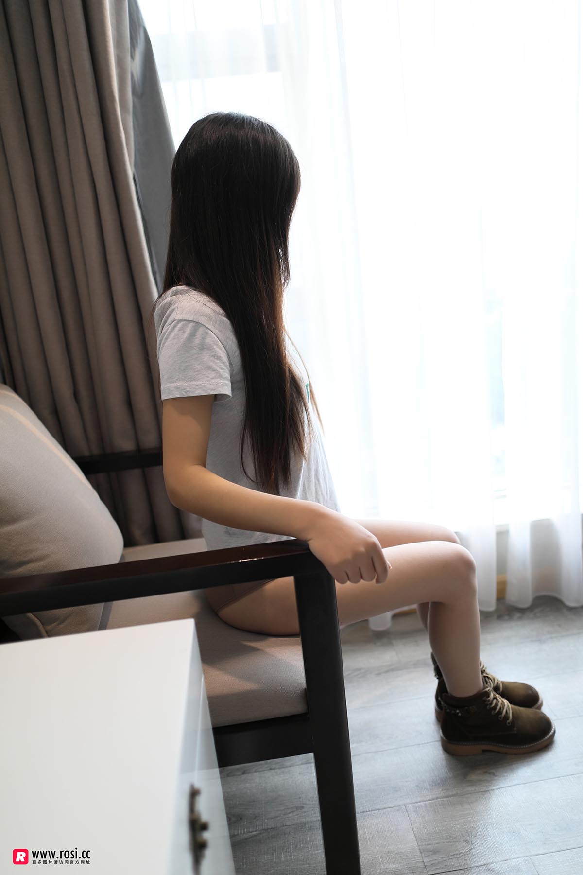 [ROSI写真]2018.04.21 NO.2327 预览图 - 2