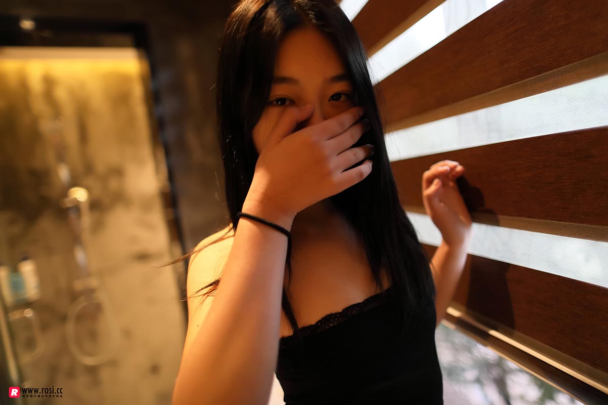 [ROSI写真]2018.04.22 NO.2328 预览图 - 2