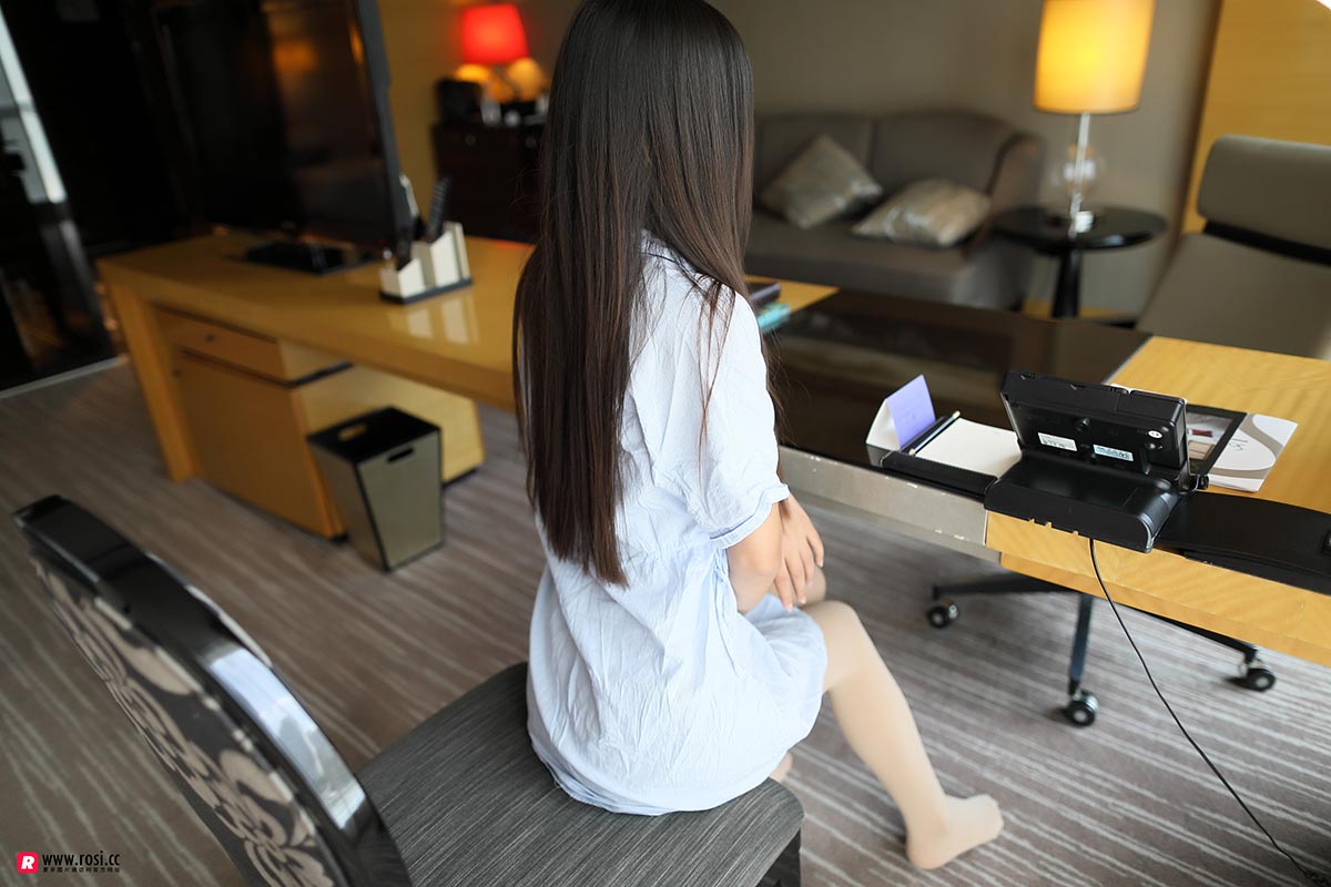 [ROSI写真]2018.08.27 NO.2455