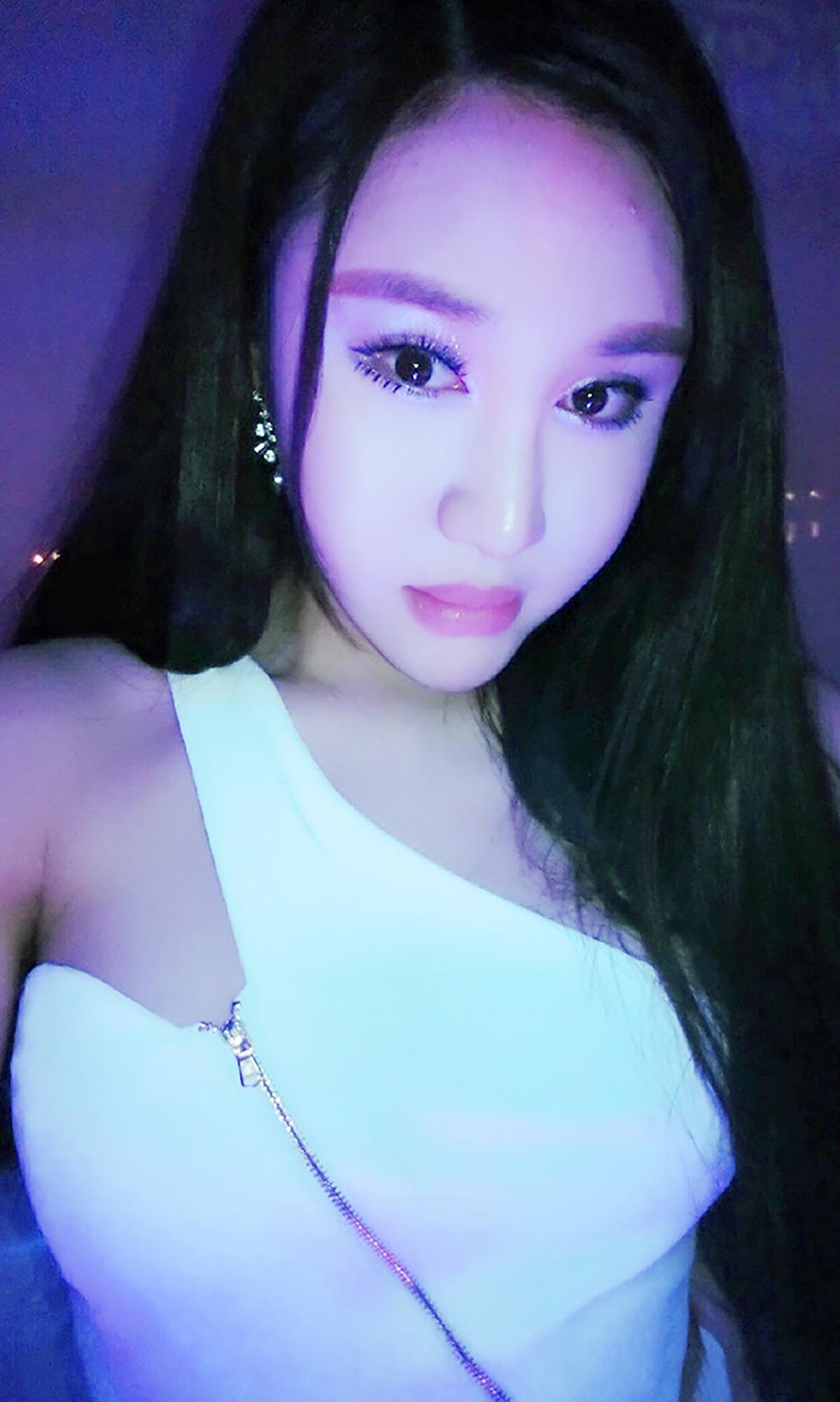 [爱尤物]2015 NO.150 信悦儿 绣面芙蓉一笑开 预览图 - 3