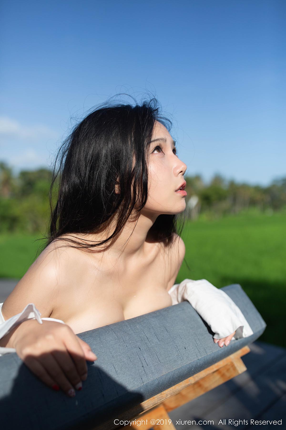 [Xiuren秀人网]XR20190821N01634 2019.08.21 No.1634 白衬衫湿身 徐微微mia 预览图 - 4