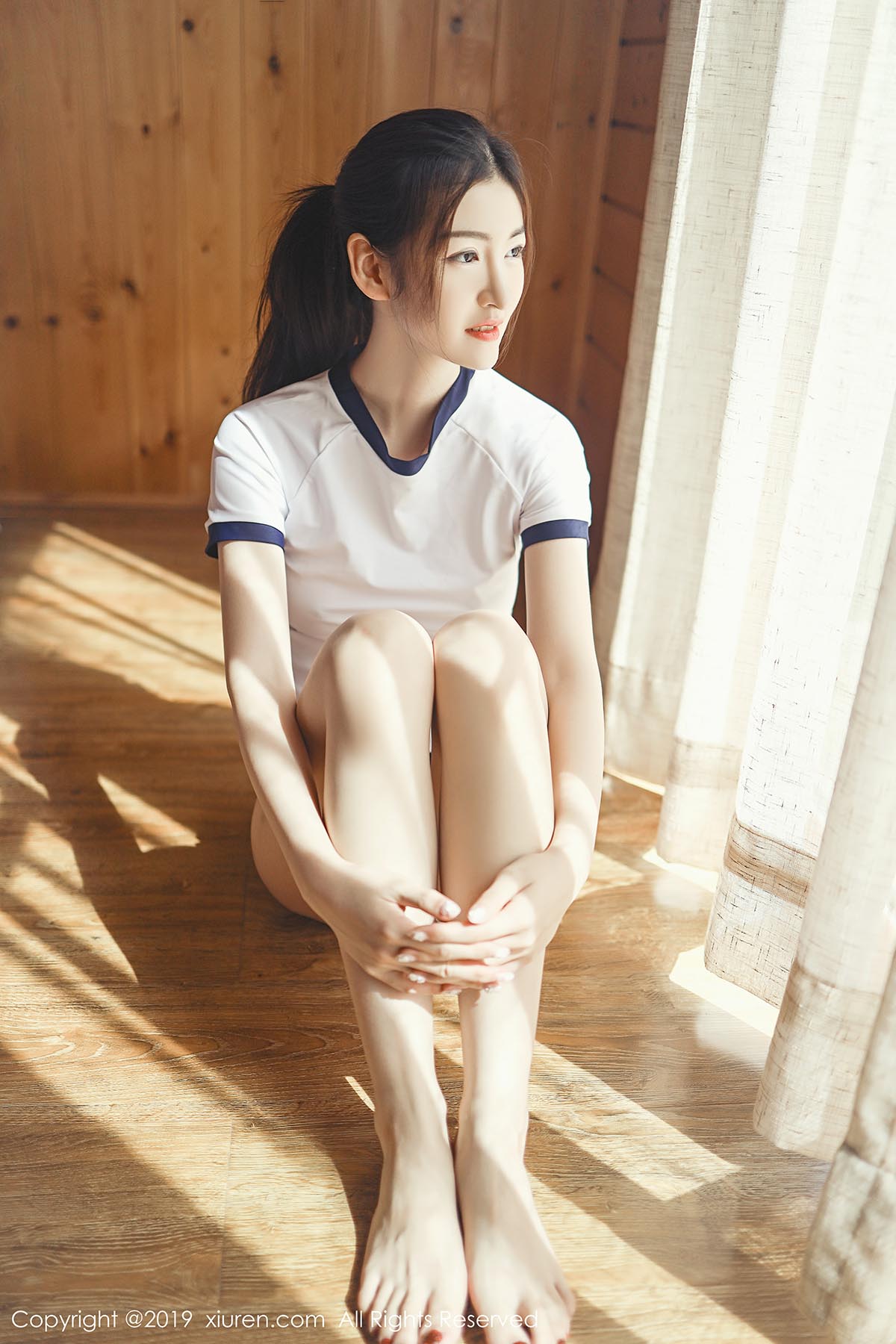 [Xiuren秀人网]XR20190827N01648 2019.08.27 NO.1648 酥胸半露尽显媚态 沈梦瑶 预览图 - 2