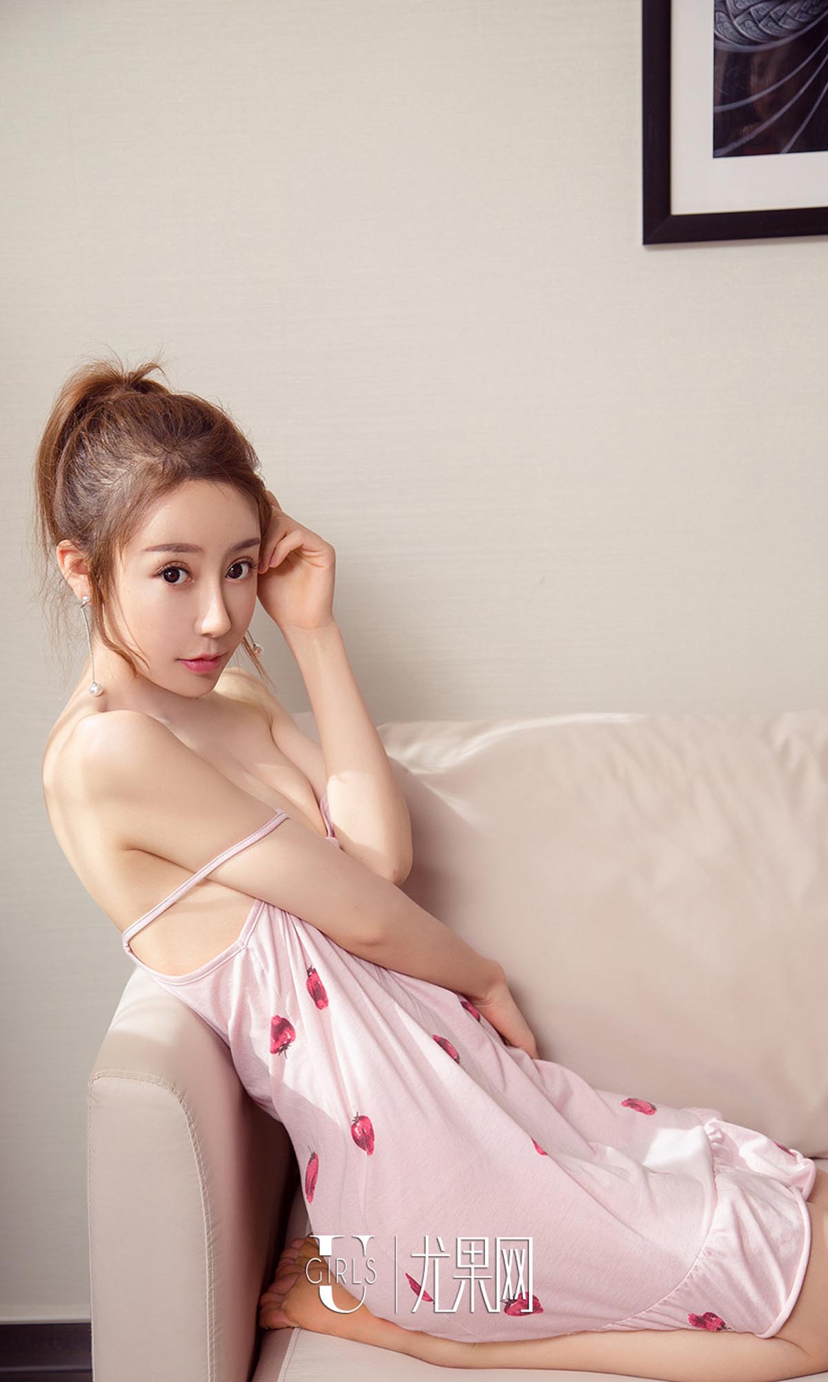 [爱尤物]2018 NO.1272 夏瑶一粉红少女香 预览图 - 5