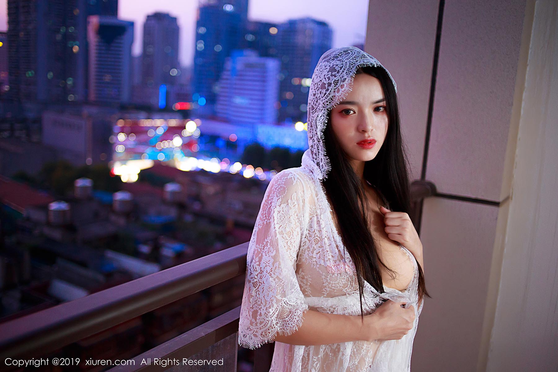 [Xiuren秀人网]XR20191010N01715 2019.10.10 NO.1715 身材凹凸热辣尽显 金静熙 预览图 - 3