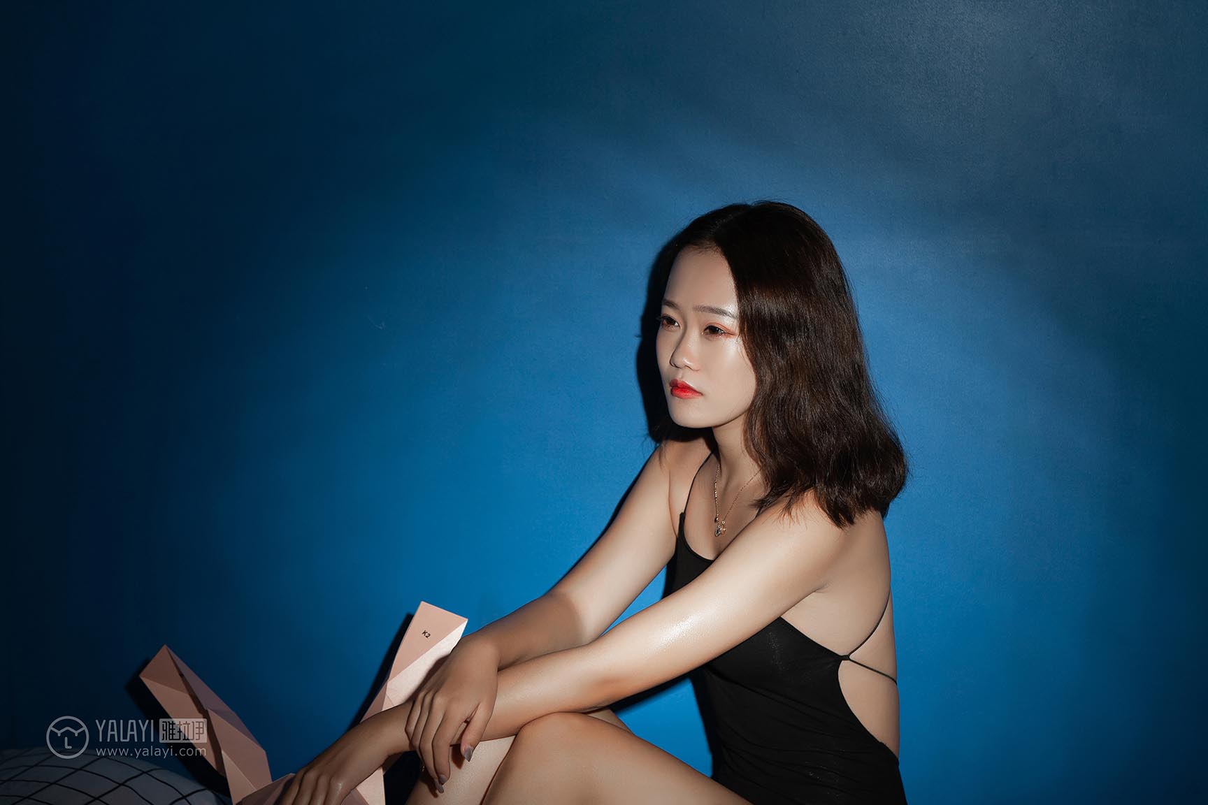 [YALAYI雅拉伊]2019.02.24 NO.100 暗房 李晗 预览图 - 4