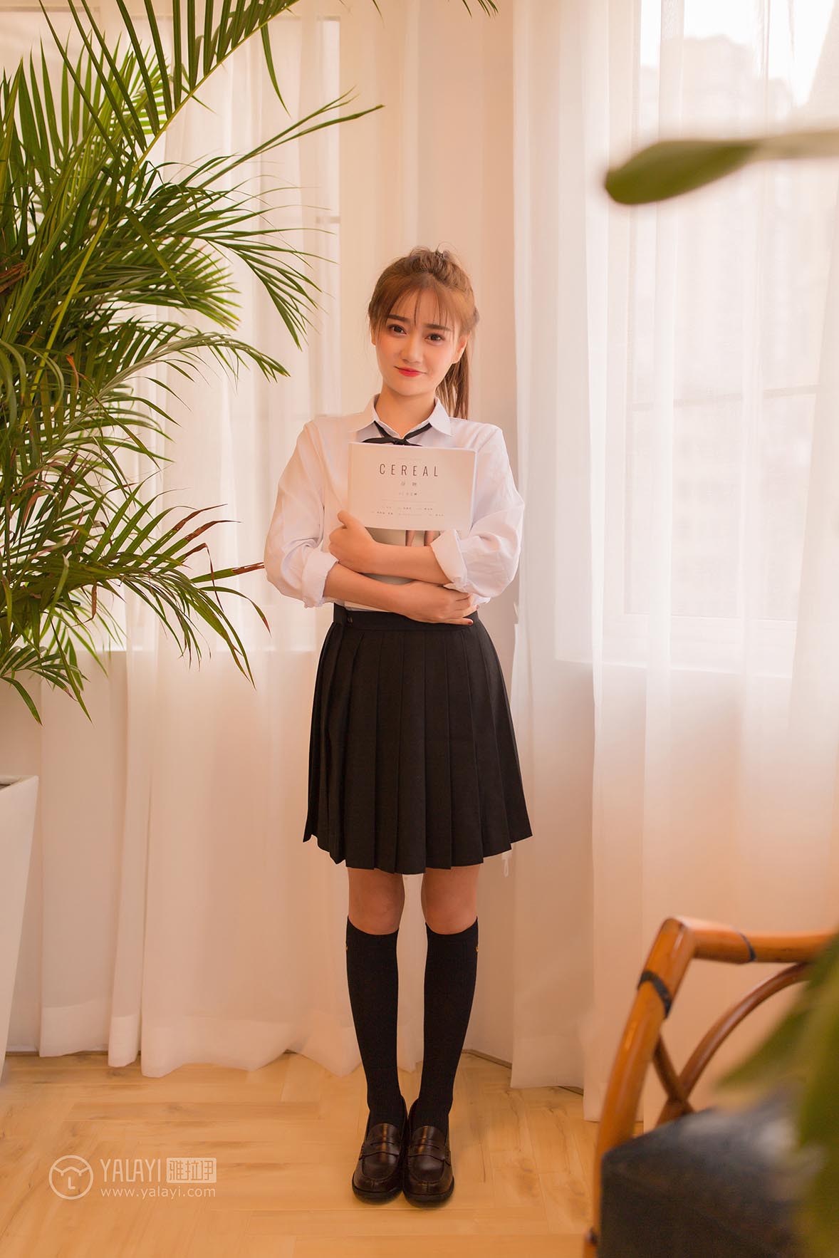 [YALAYI雅拉伊]2018.12.06 NO.138 粉黛少女 李诗雨 预览图 - 3