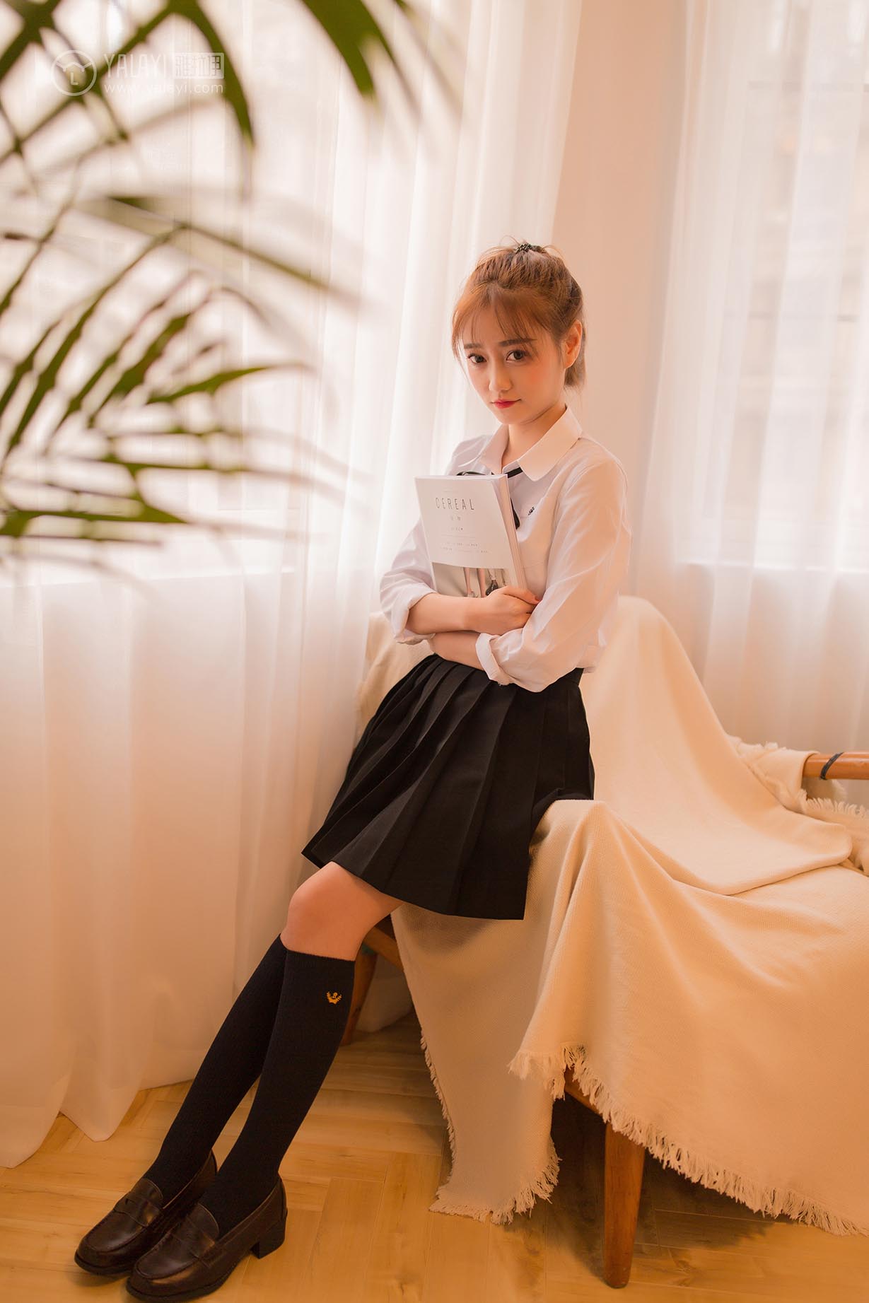 [YALAYI雅拉伊]2018.12.06 NO.138 粉黛少女 李诗雨 预览图 - 5