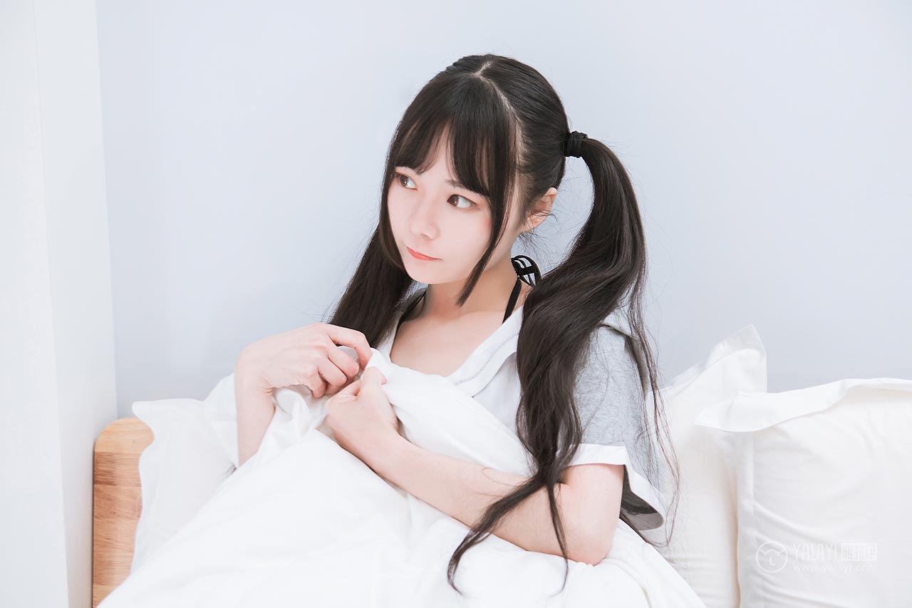 [YALAYI雅拉伊]2019.03.02 NO.201 龙猫睡衣 小琉 预览图 - 2