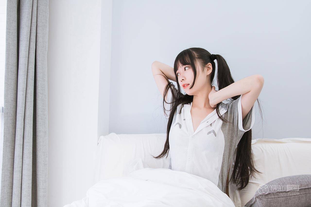 [YALAYI雅拉伊]2019.03.02 NO.201 龙猫睡衣 小琉 预览图 - 4