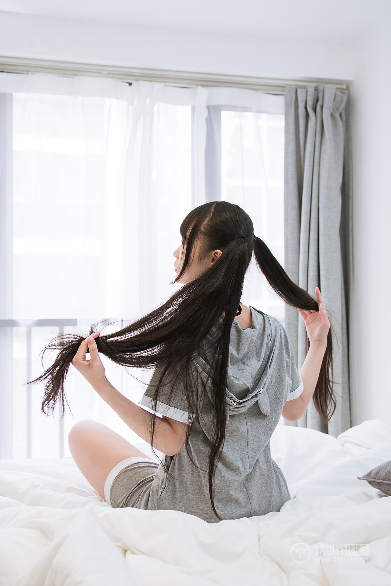 [YALAYI雅拉伊]2019.03.02 NO.201 龙猫睡衣 小琉 预览图 - 5