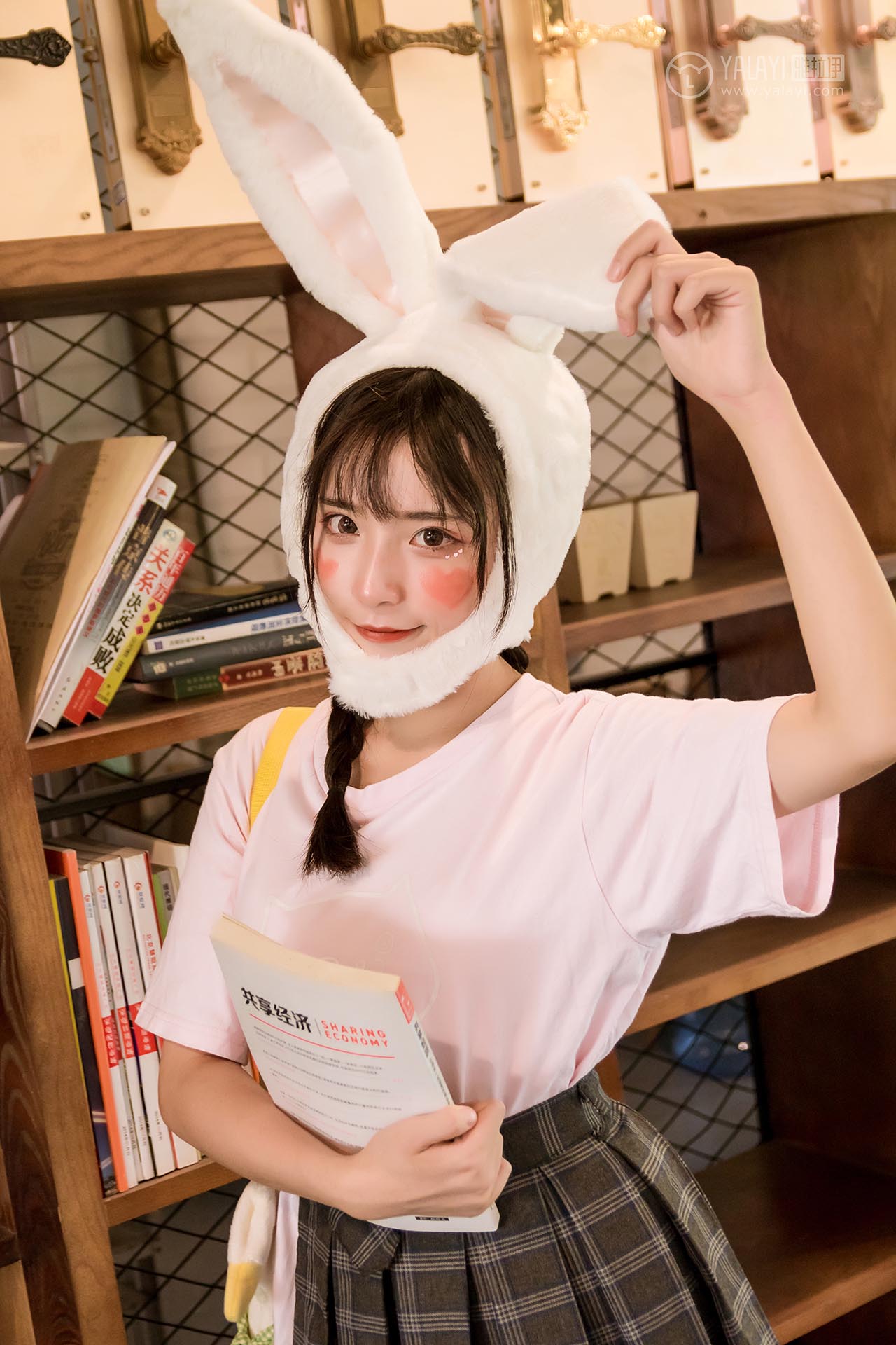 [YALAYI雅拉伊]2019.04.20 NO.251 小兔子乖乖 阿橙 预览图 - 2