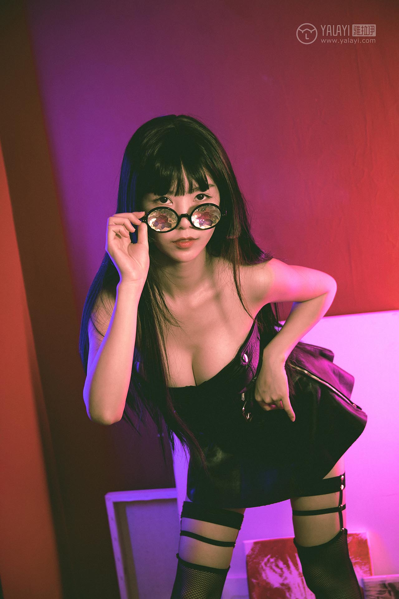 [YALAYI雅拉伊]2019.05.12 NO.275 霓虹 抖抖儿 预览图 - 4