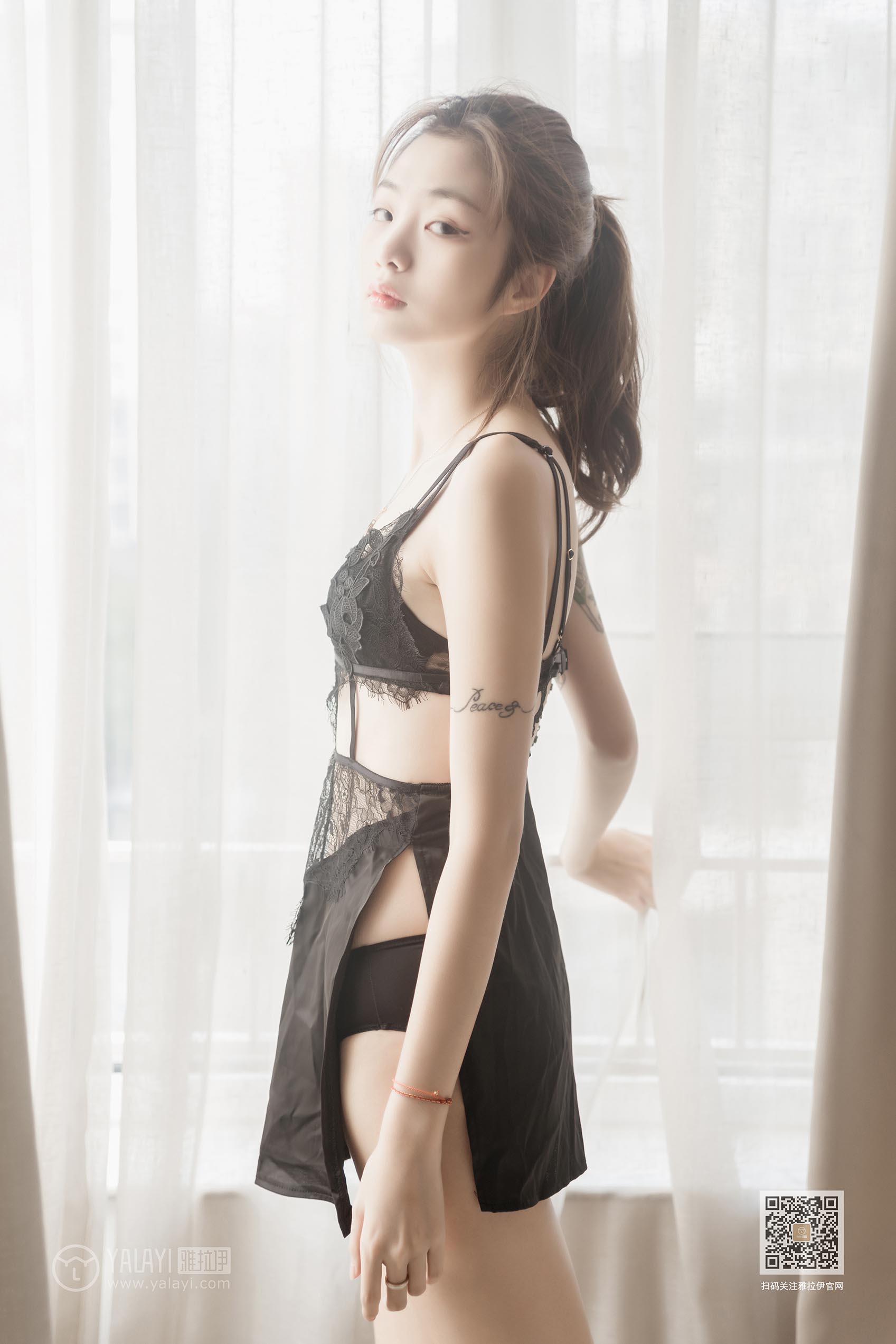 [YALAYI雅拉伊]2019.10.17 NO.432 千禧少女私房照 鸭鸭 预览图 - 4