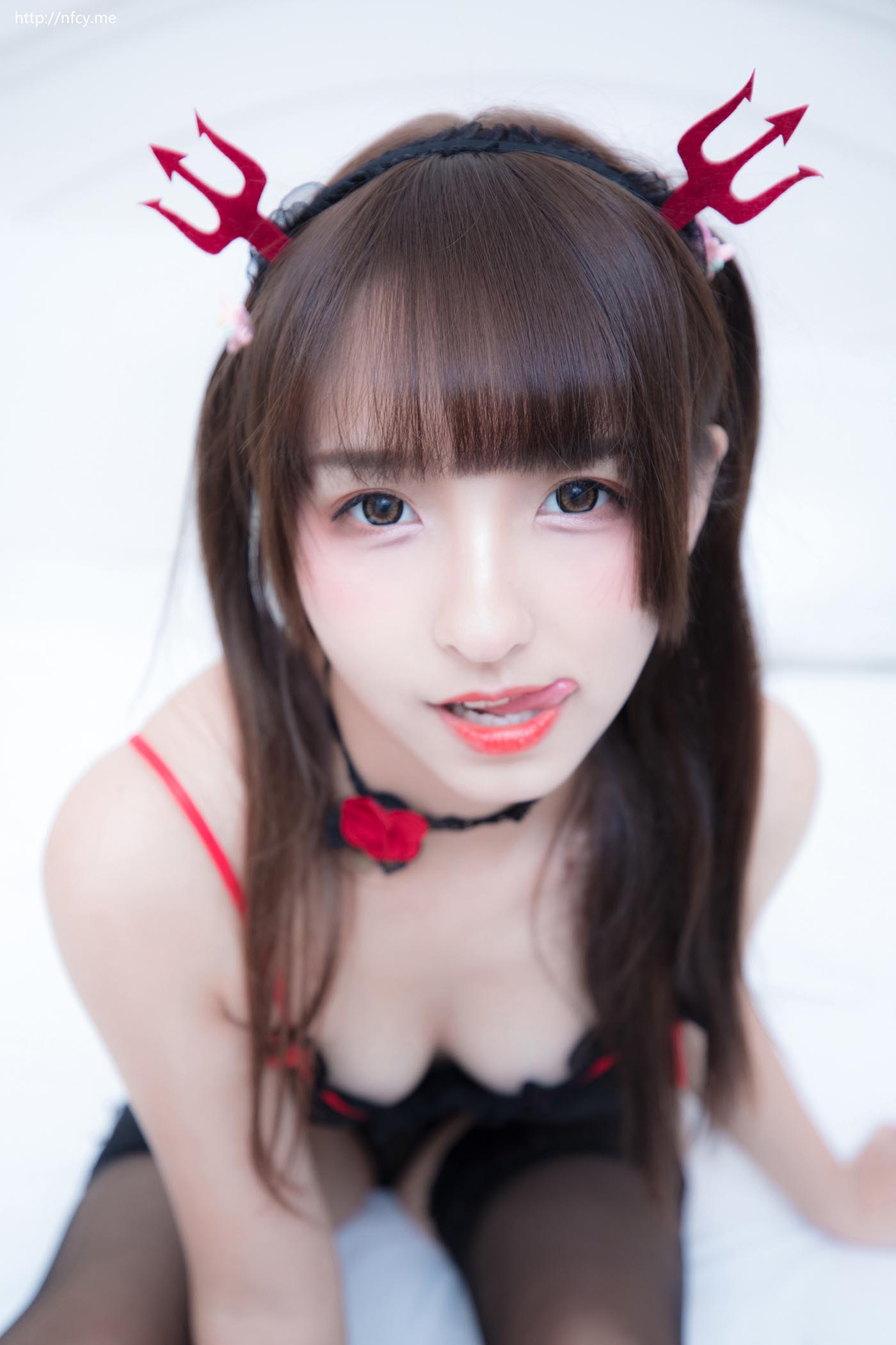 神楽坂真冬 – Little Devil