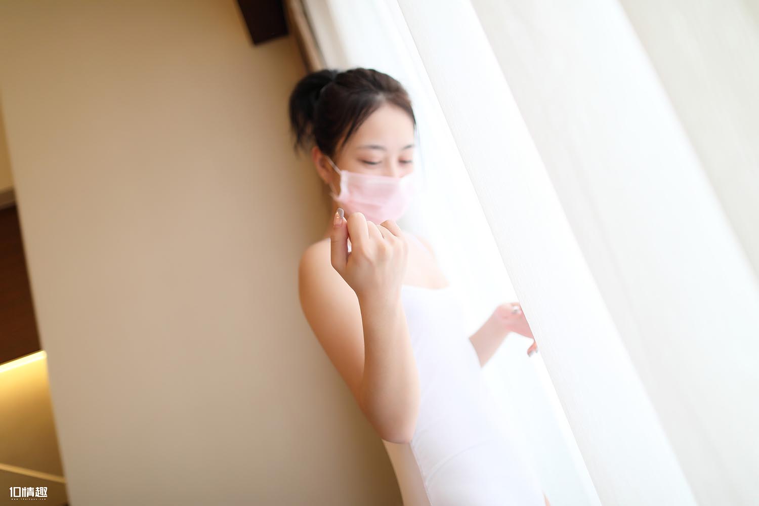 [ROSI口罩系列]2018.05.03 NO.690 预览图 - 2