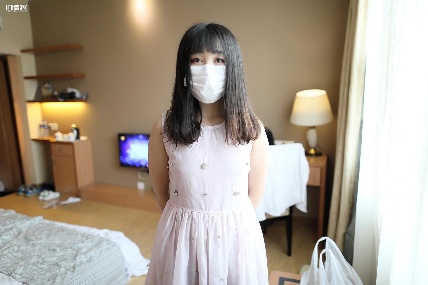 [ROSI口罩系列]2018.05.11 NO.698 预览图 - 2