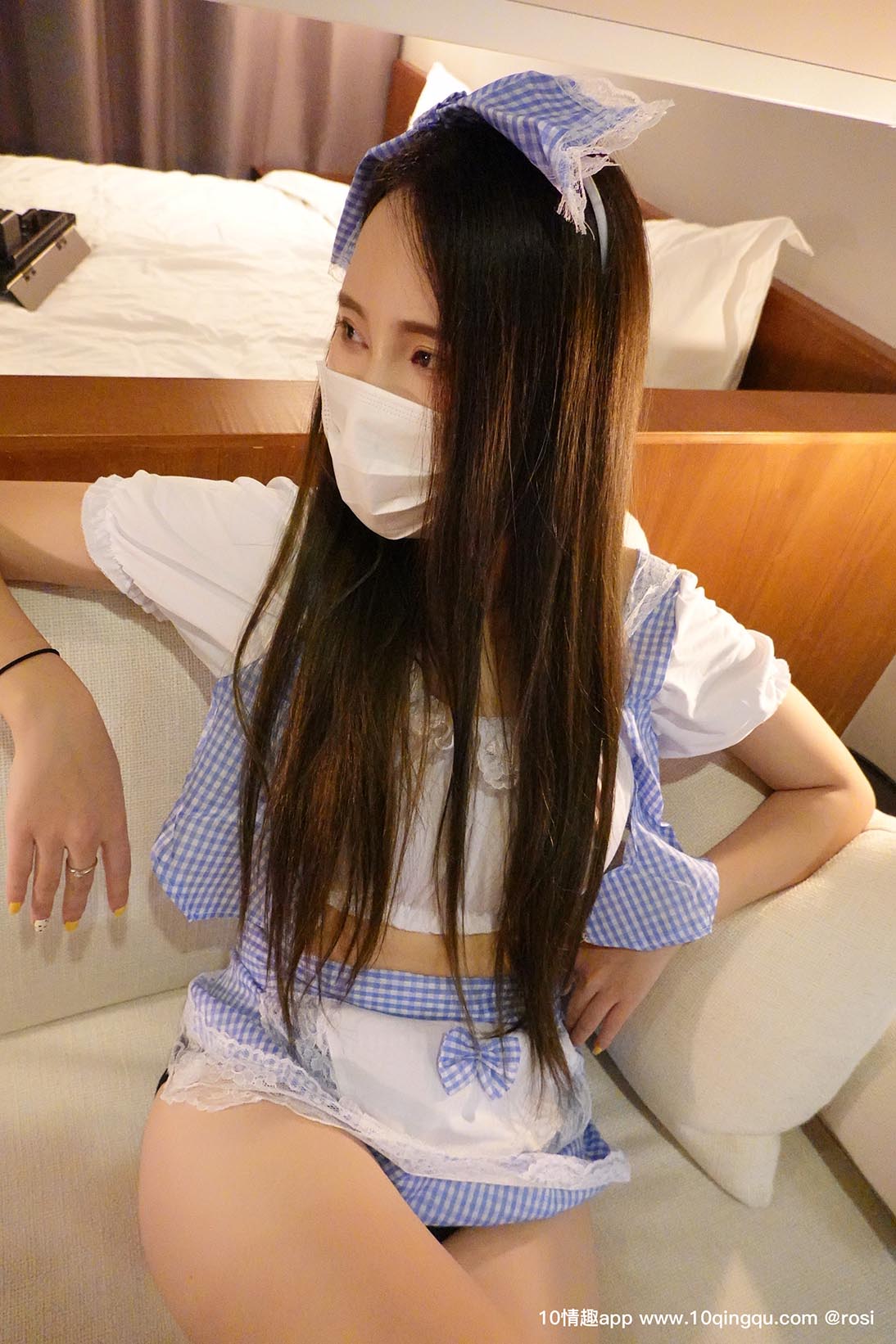 [ROSI口罩系列]2019.04.13 NO.1035 预览图 - 2