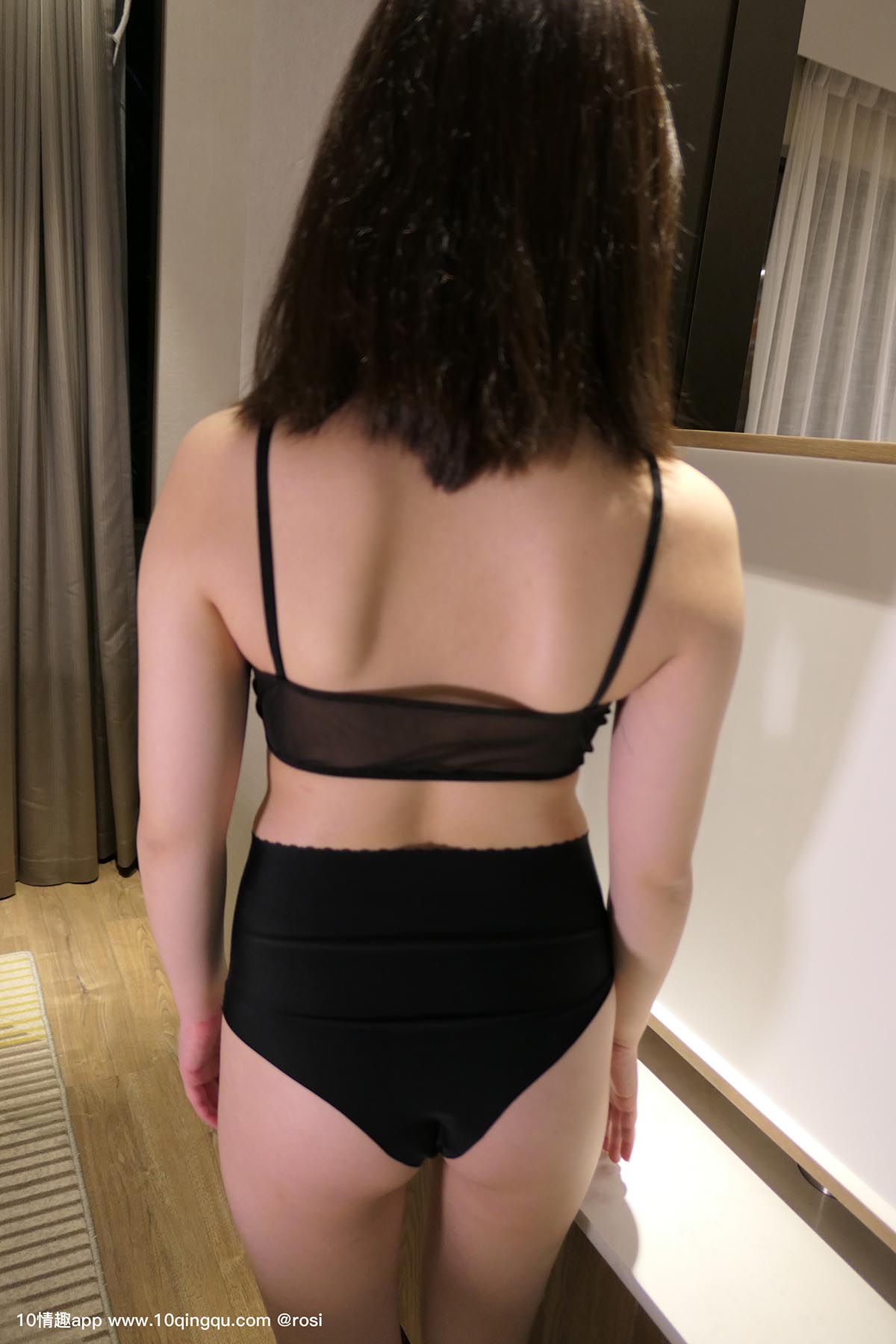 [ROSI口罩系列]2019.12.10 NO.1276 预览图 - 2