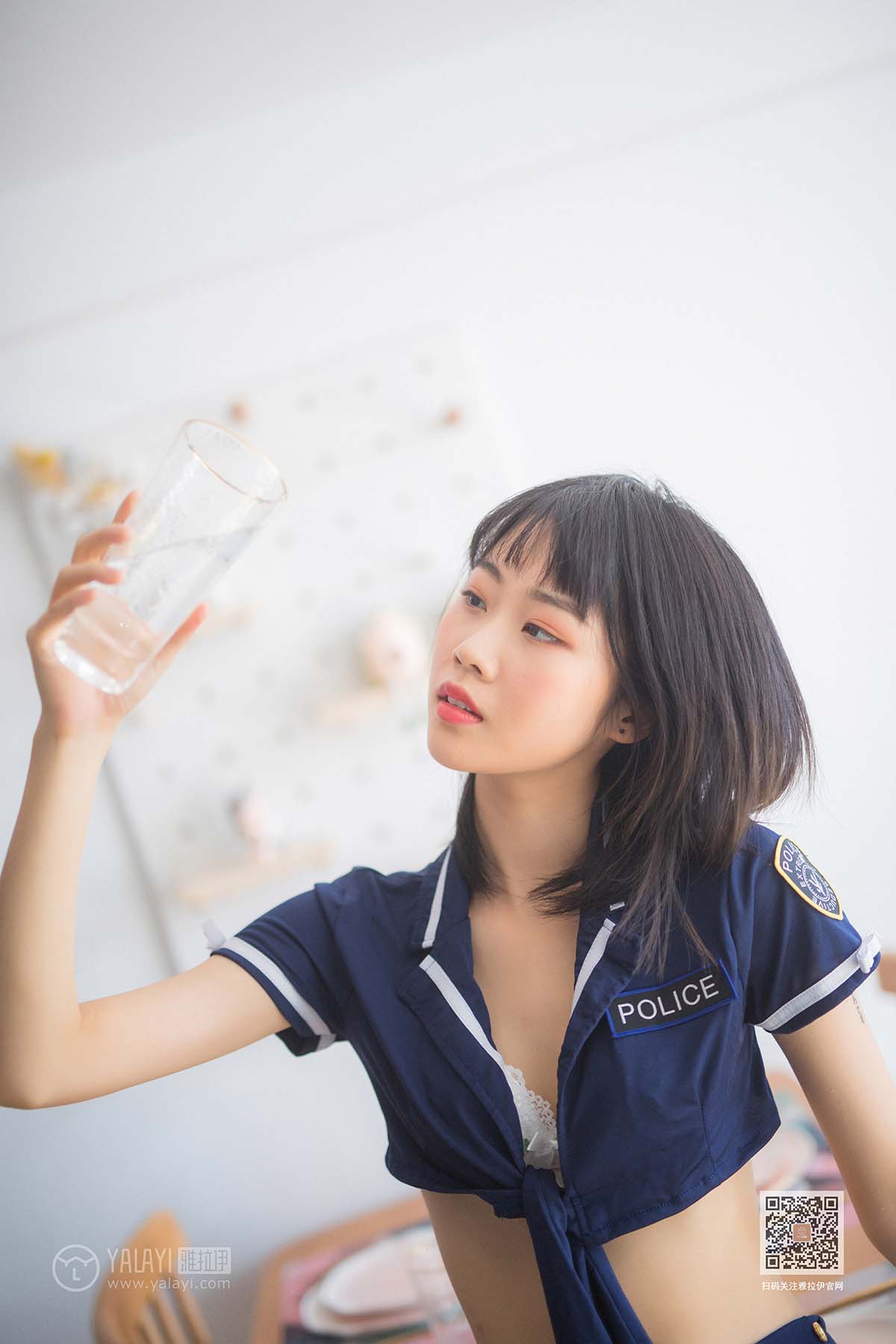 [YALAYI雅拉伊]2020.02.14 NO.544 粉粉《雷霆警花》 预览图 - 5