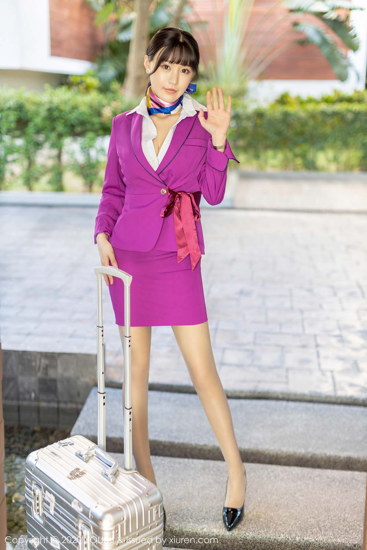 [YouMi尤蜜荟]YMH20200102VOL0398 2020.01.02 VOL.398 丝袜美胸 朱可儿Flower 预览图 - 4