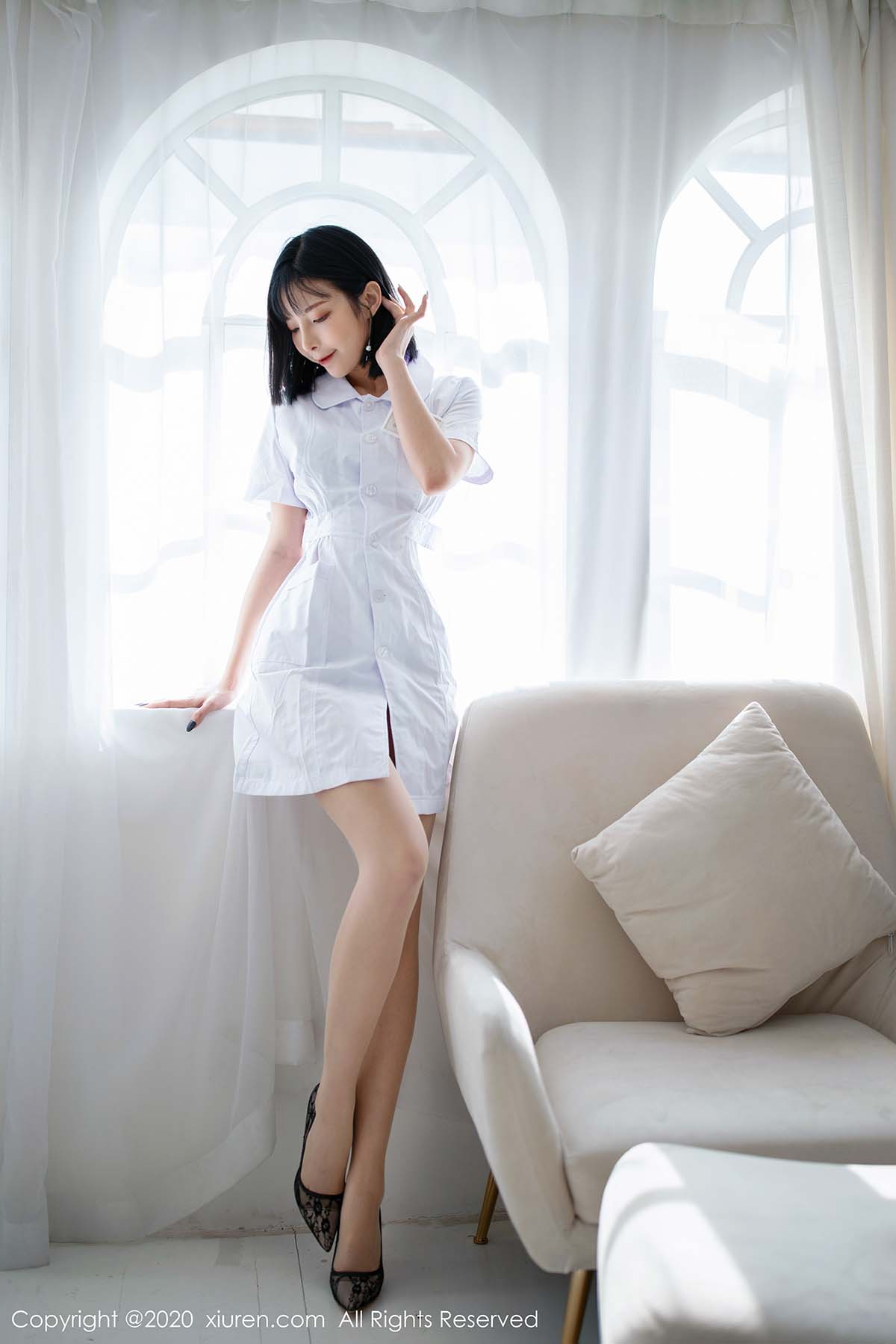 [Xiuren秀人网]XR20200118N01947 2020.01.18 NO.1947 性感无内肉丝高跟 陈小喵 预览图 - 3