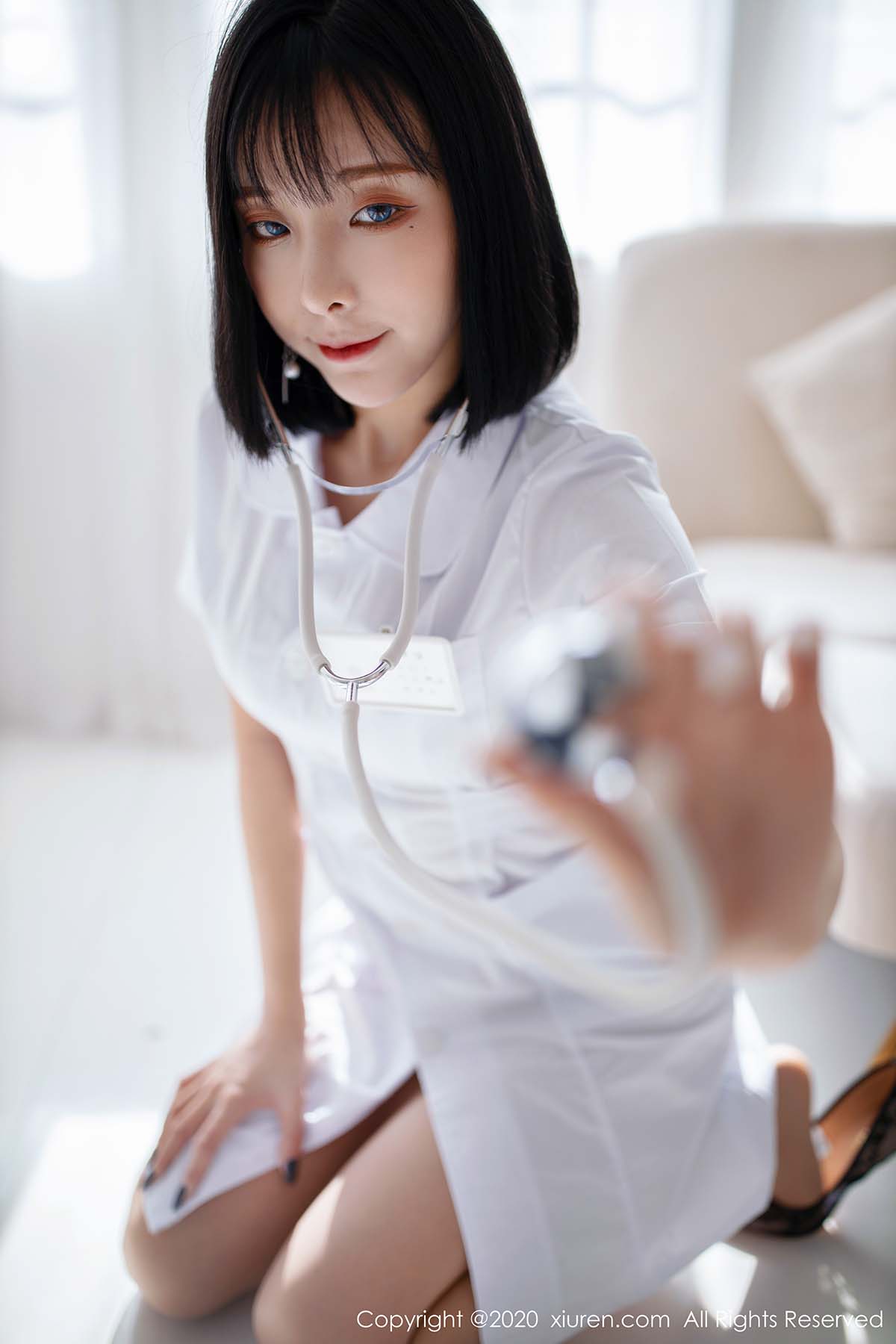 [Xiuren秀人网]XR20200118N01947 2020.01.18 NO.1947 性感无内肉丝高跟 陈小喵 预览图 - 4