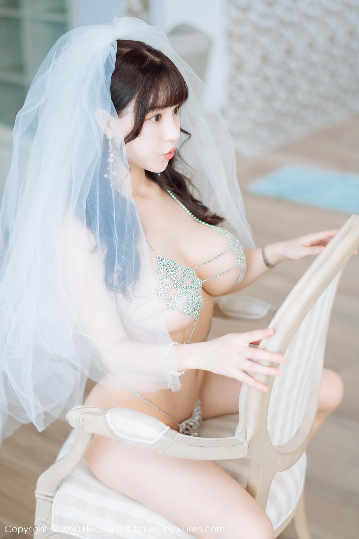 [HuaYang花漾show]HYG20200115VOL0214 2020.01.15 VOL.214 精致镂空内衣与头纱 朱可儿Flower