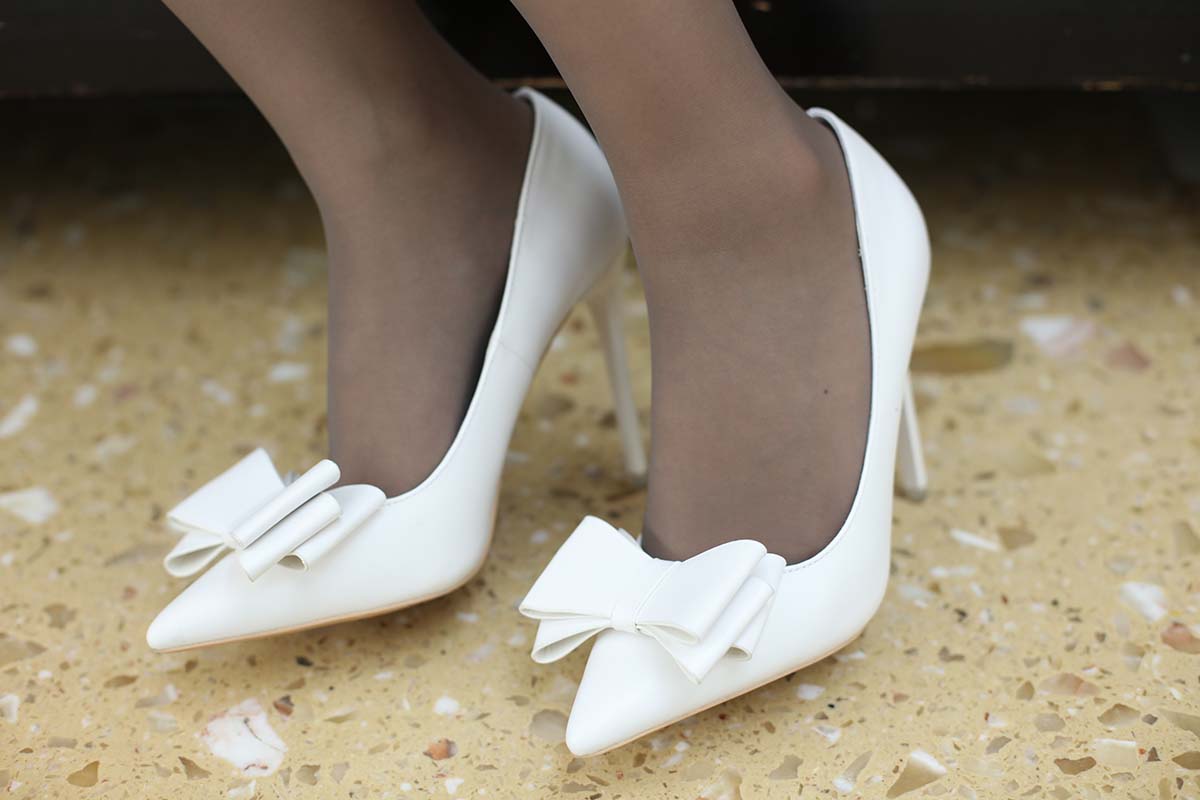 奈丝写真 NO.040 高高-轻轻的尝一口，这香浓的诱惑