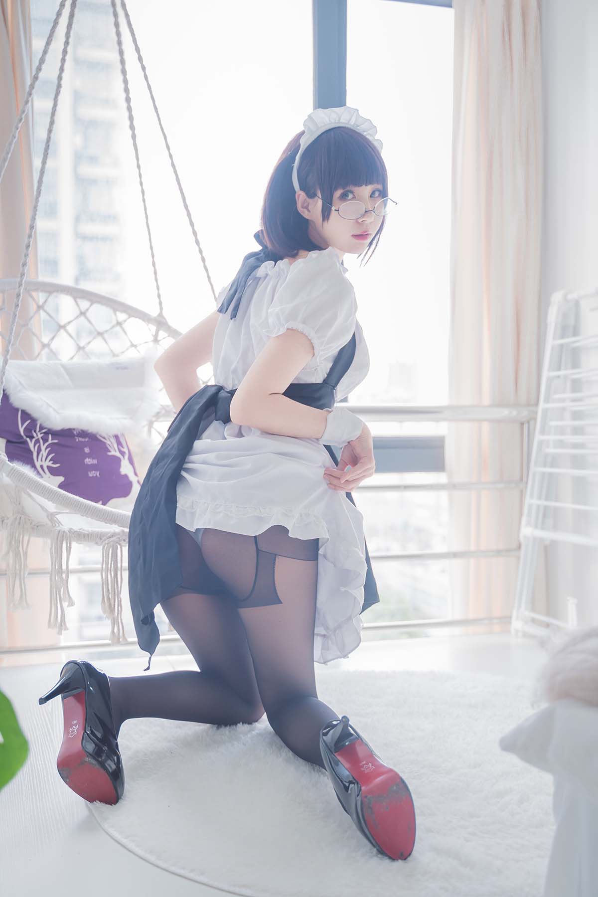 网红美女南鸽 – 黑丝女仆