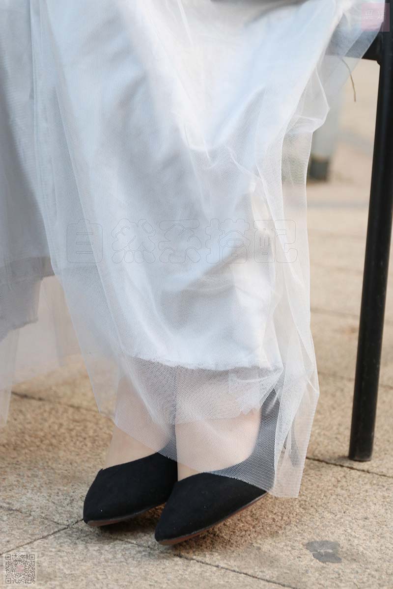 [SiHua丝话]SH034 花园里迷路的小伴娘 小俏