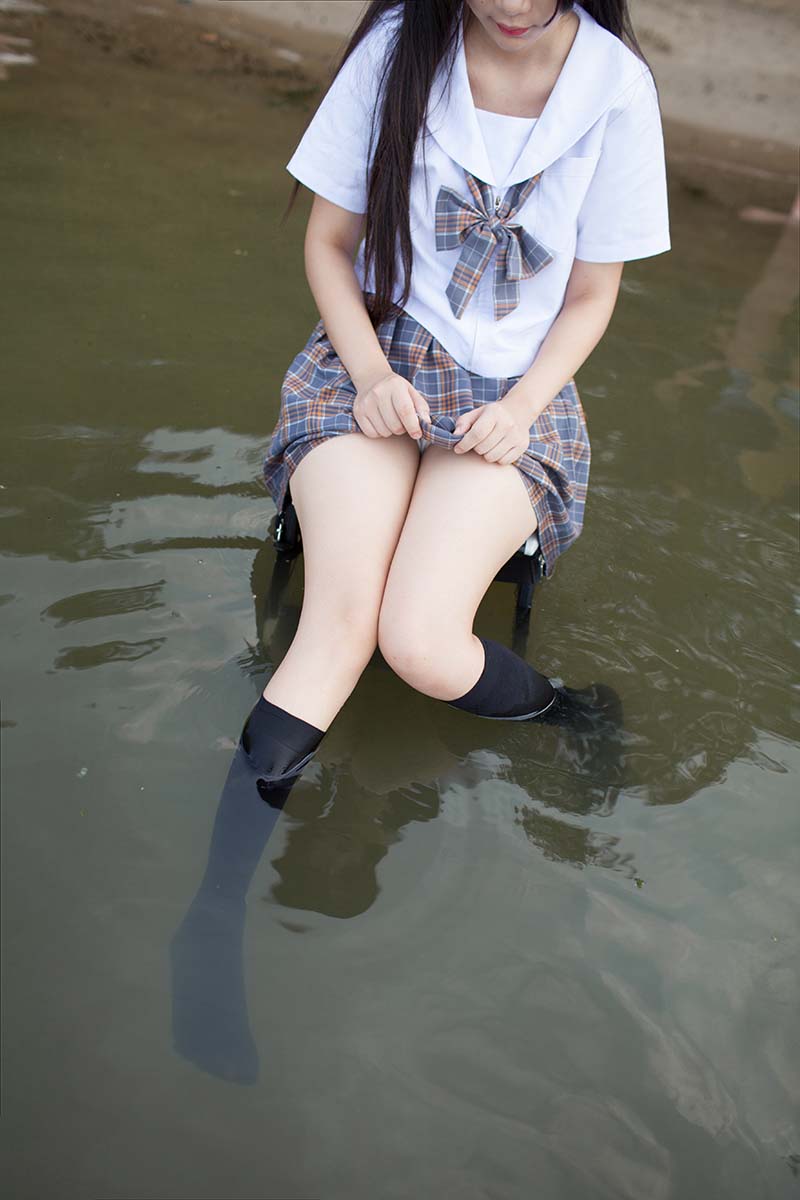 少女秩序 EXVOL.01 双马尾的黑白丝少女