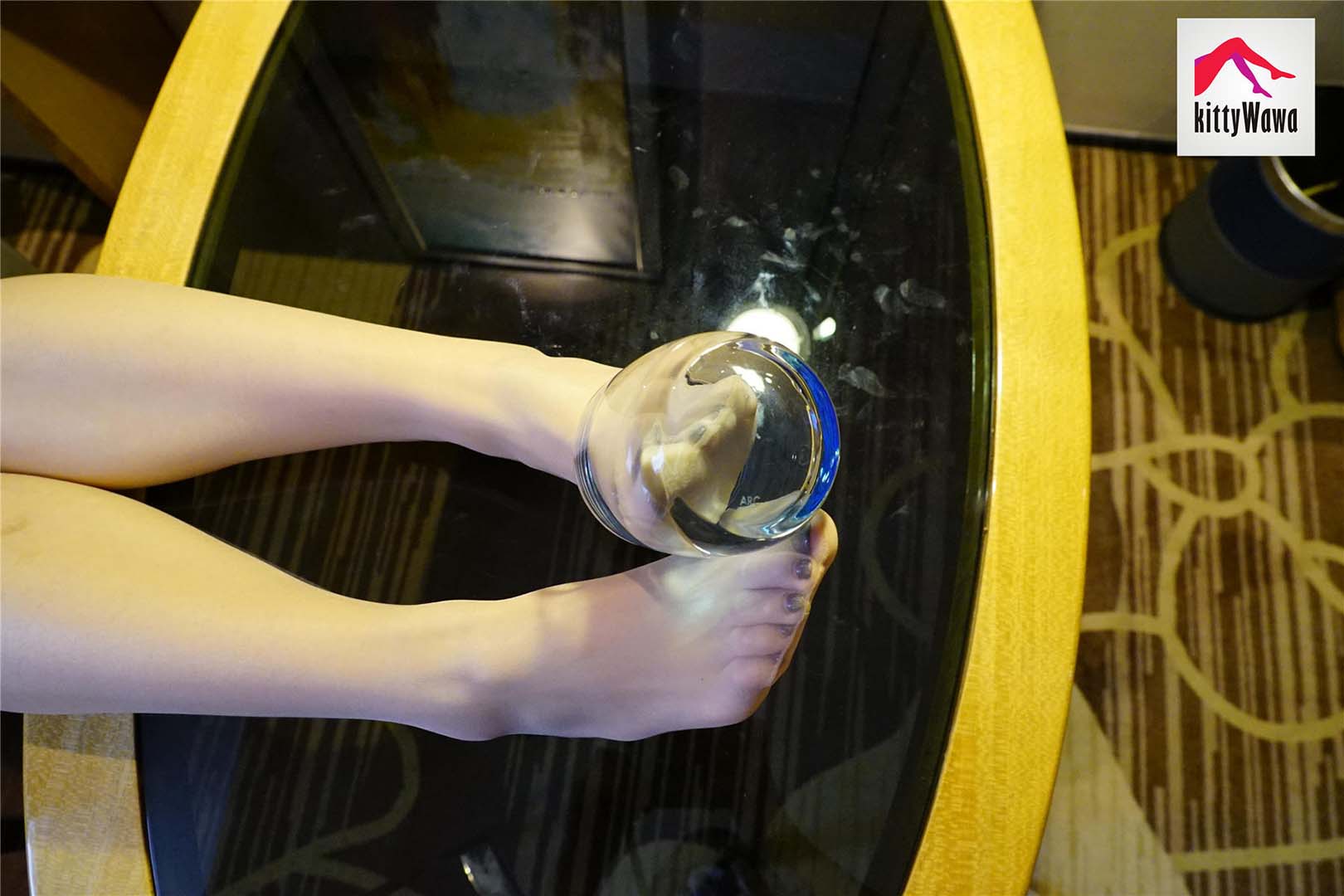 [kittyWawa袜小喵]KT014《一女两杯》