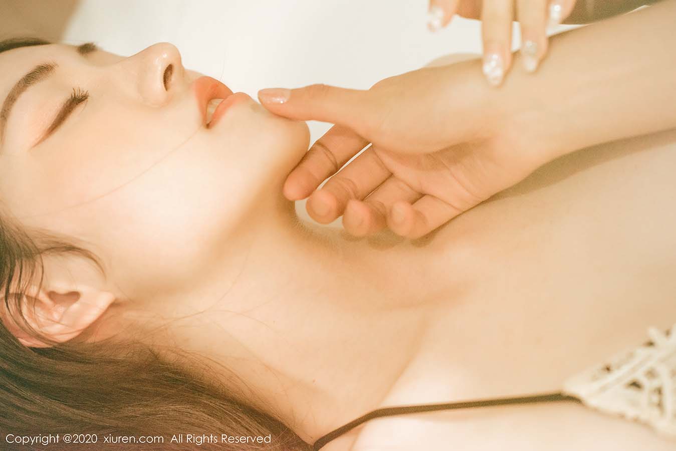 [Xiuren秀人网]XR20200305N02030 2020.03.05 NO.2030 沈梦瑶.阿朱 模特合集 预览图 - 5