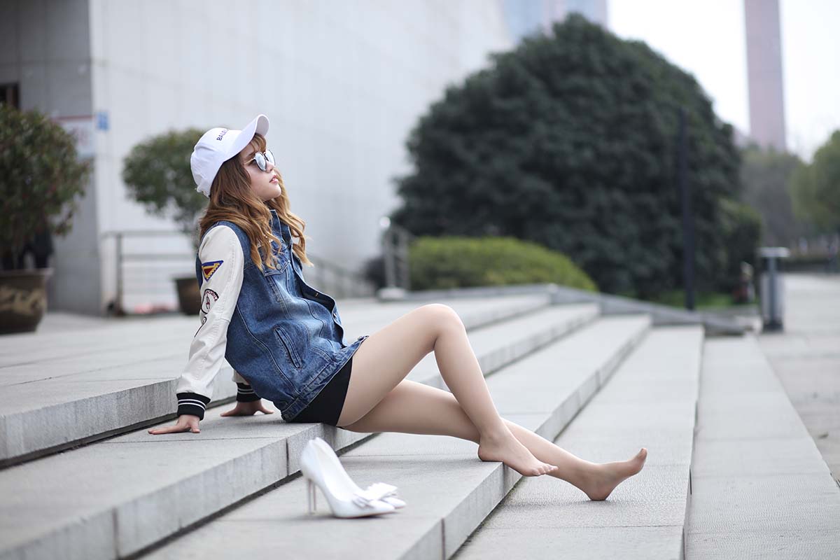 奈丝写真 NO.093 高高-冷热都要露腿 不露是不可能的 预览图 - 2