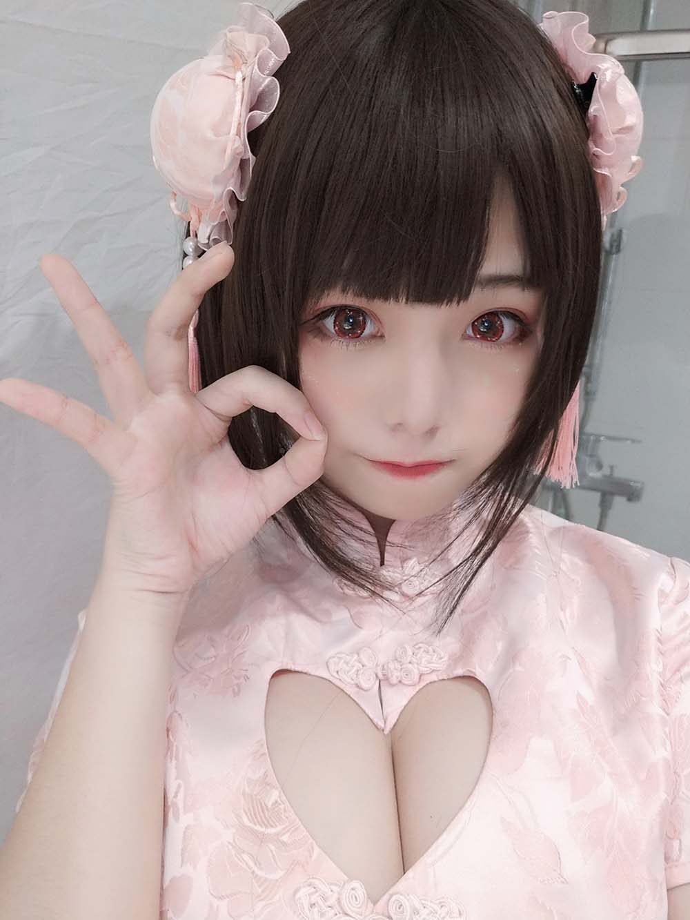 蜜汁猫裘 自拍 中华娘