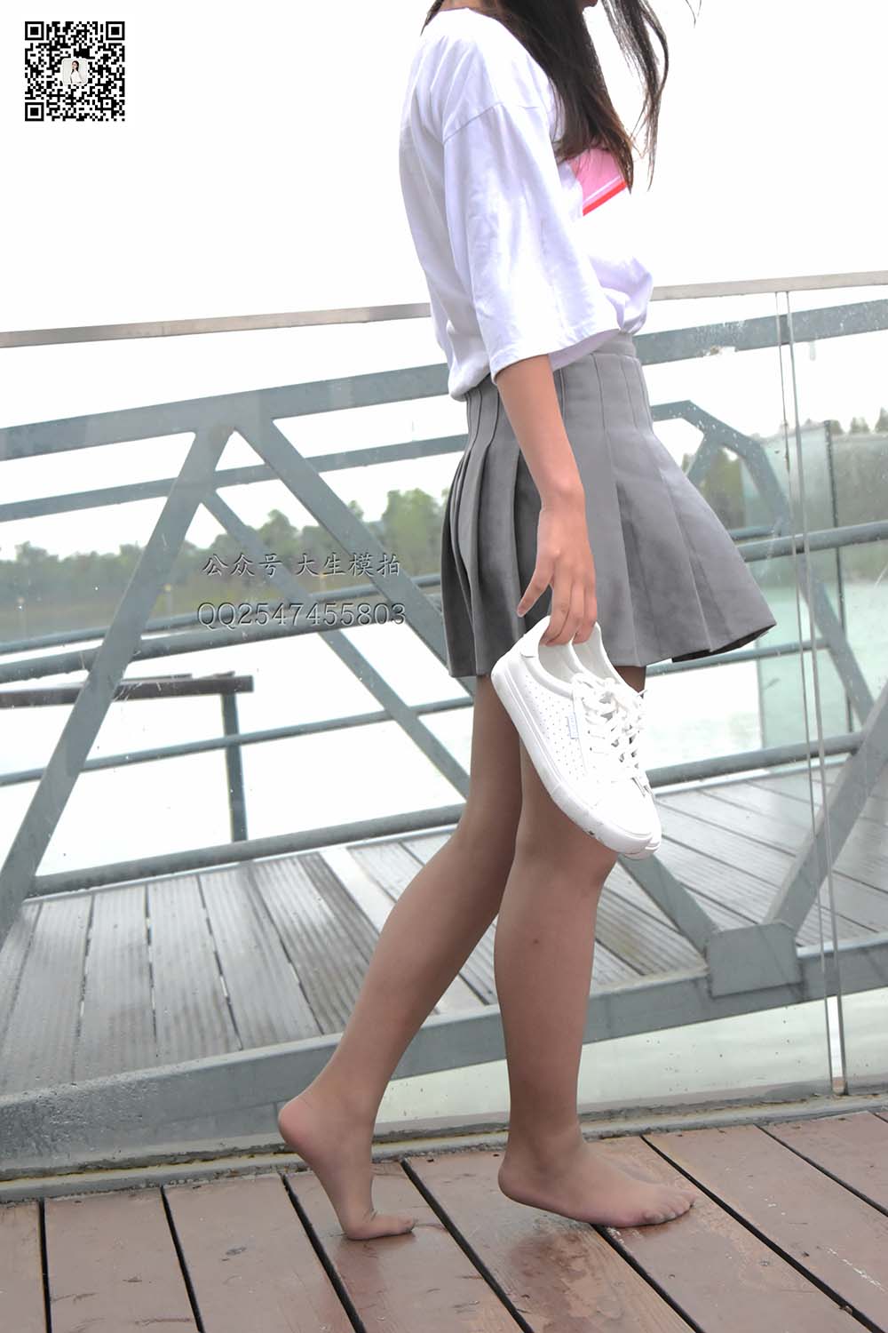 大生模拍 NO.044 云云-雨中漫步 预览图 - 2